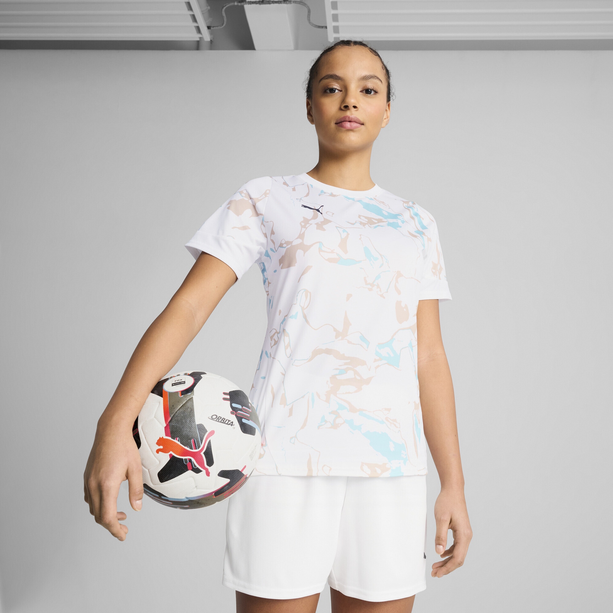 PUMA Trainingsshirt »IndividualEARTH DAY Fußballtrikot Damen«