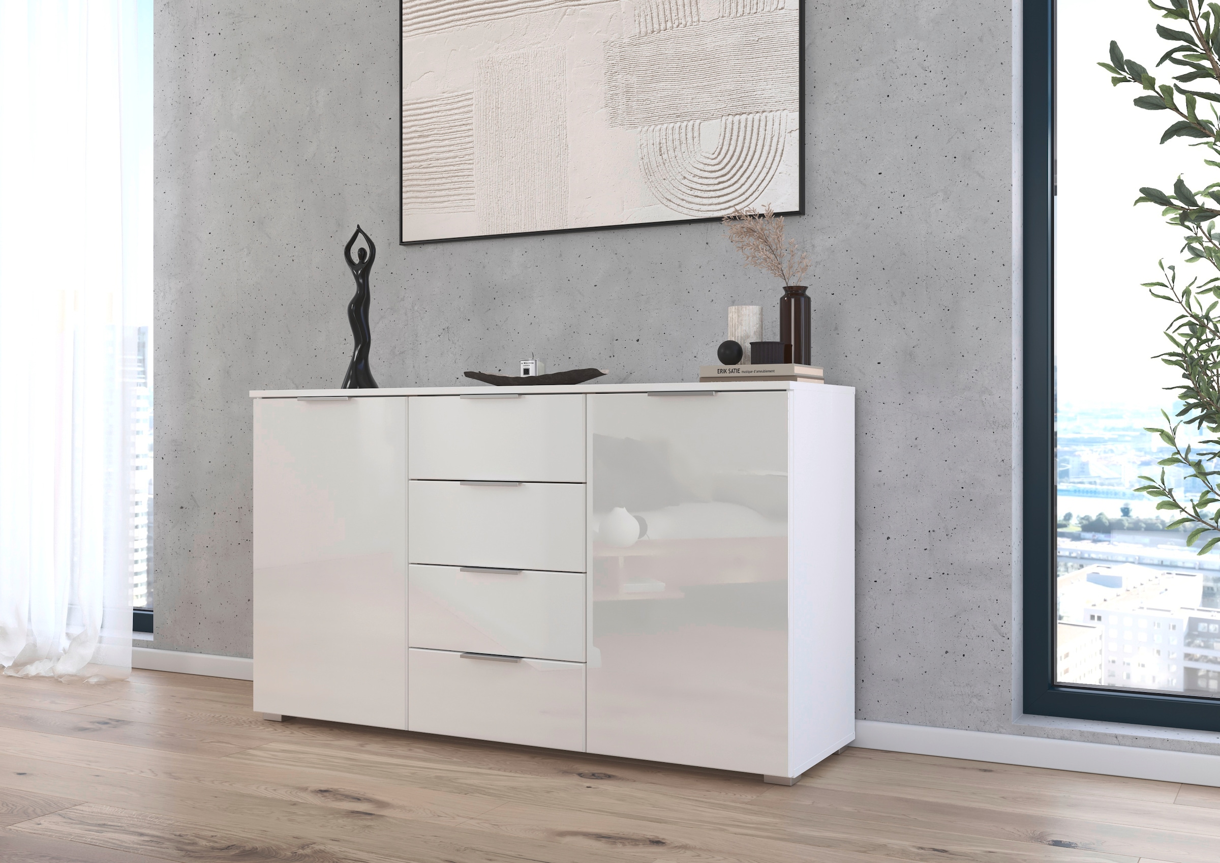 rauch Kombikommode »Sideboard Kombikommode Schubladenkommode AGORDO mit Glasfront«, (in zwei Griff-Farben), mit 4 Schubkästen und 2 Türen sowie Metallgriffen MADE IN GERMANY