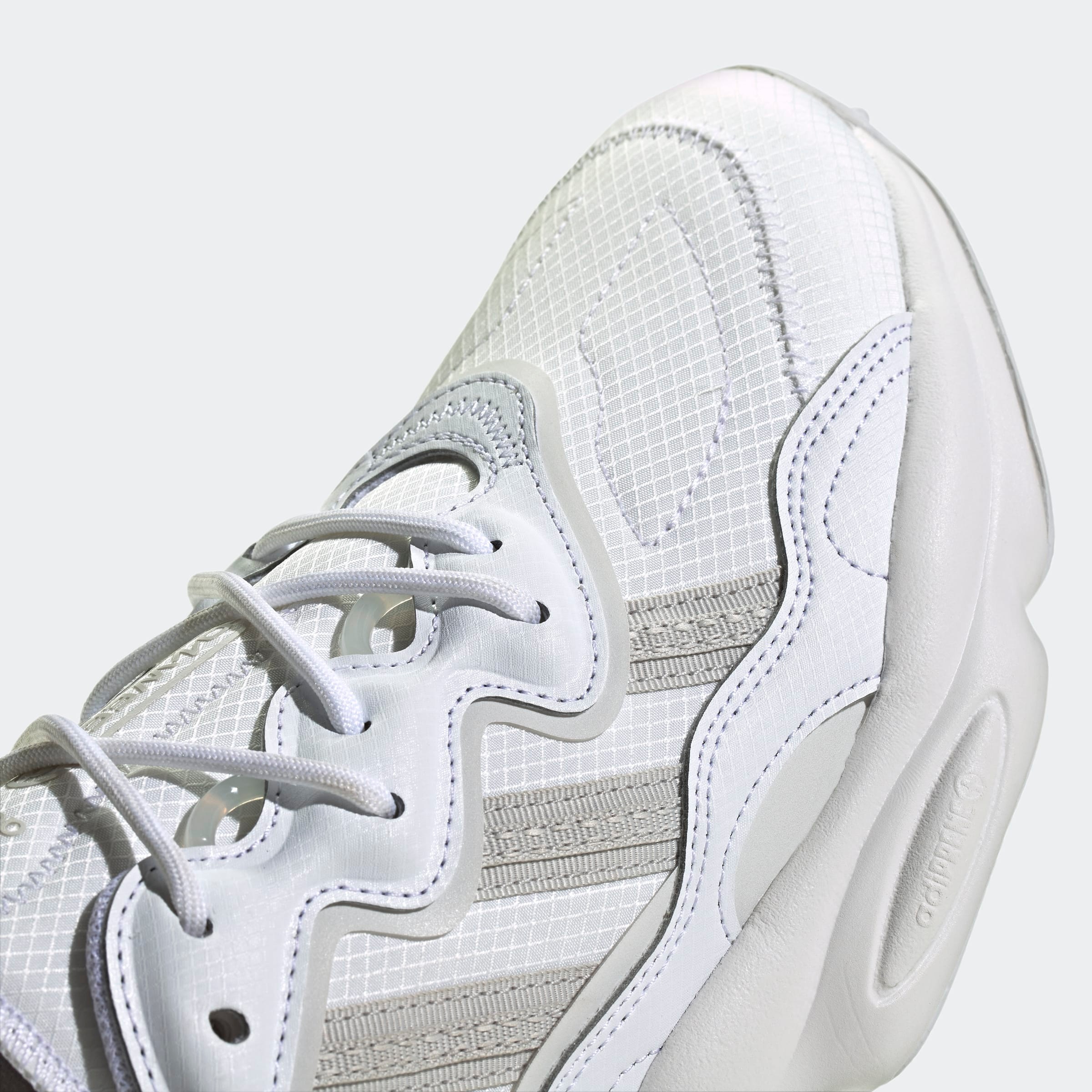adidas Originals Sneaker »OZWEEGO«