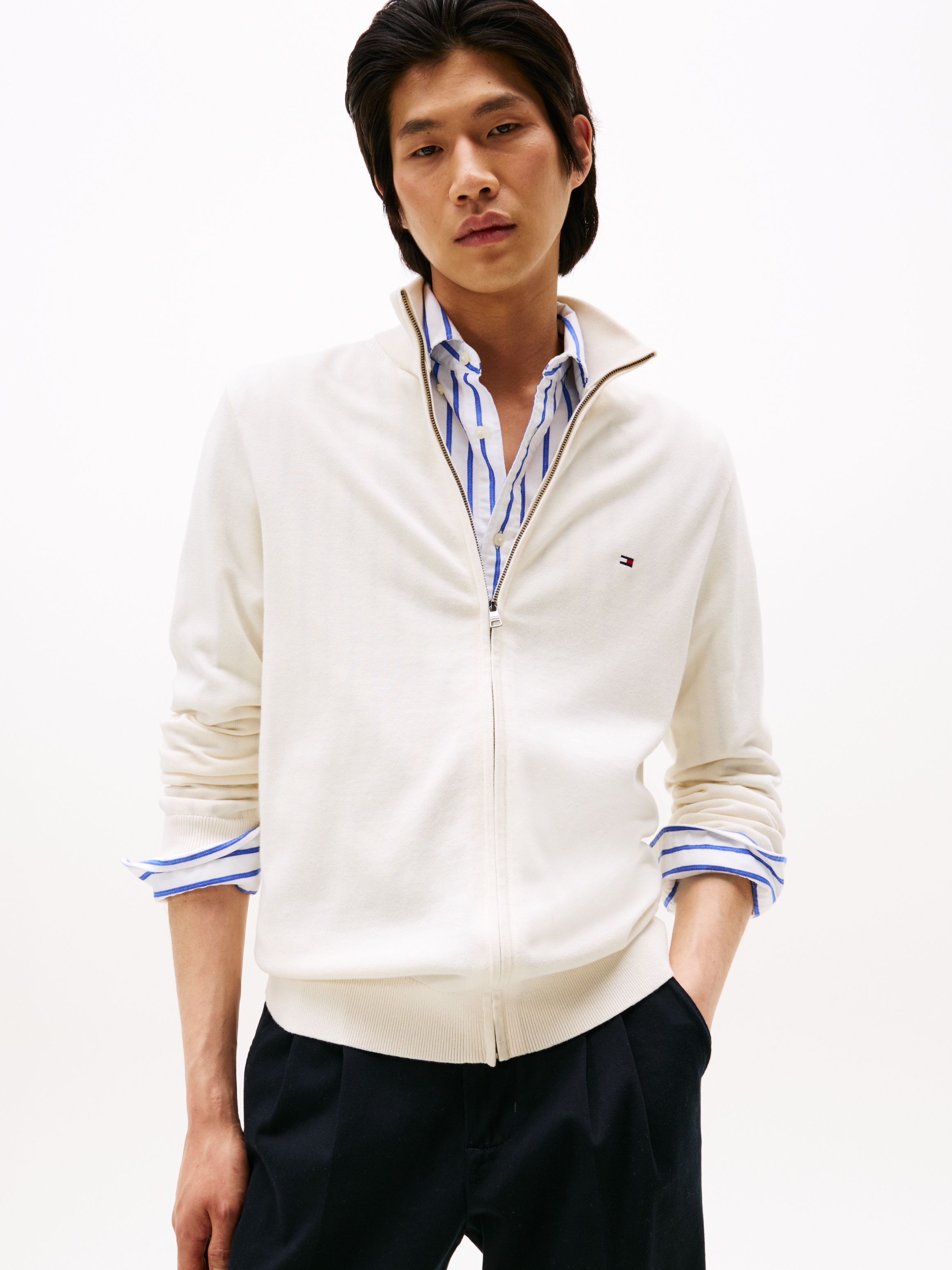 Tommy Hilfiger Strickjacke "ESSENTIAL COTTON ZIP THRU" mit Logostickerei günstig online kaufen