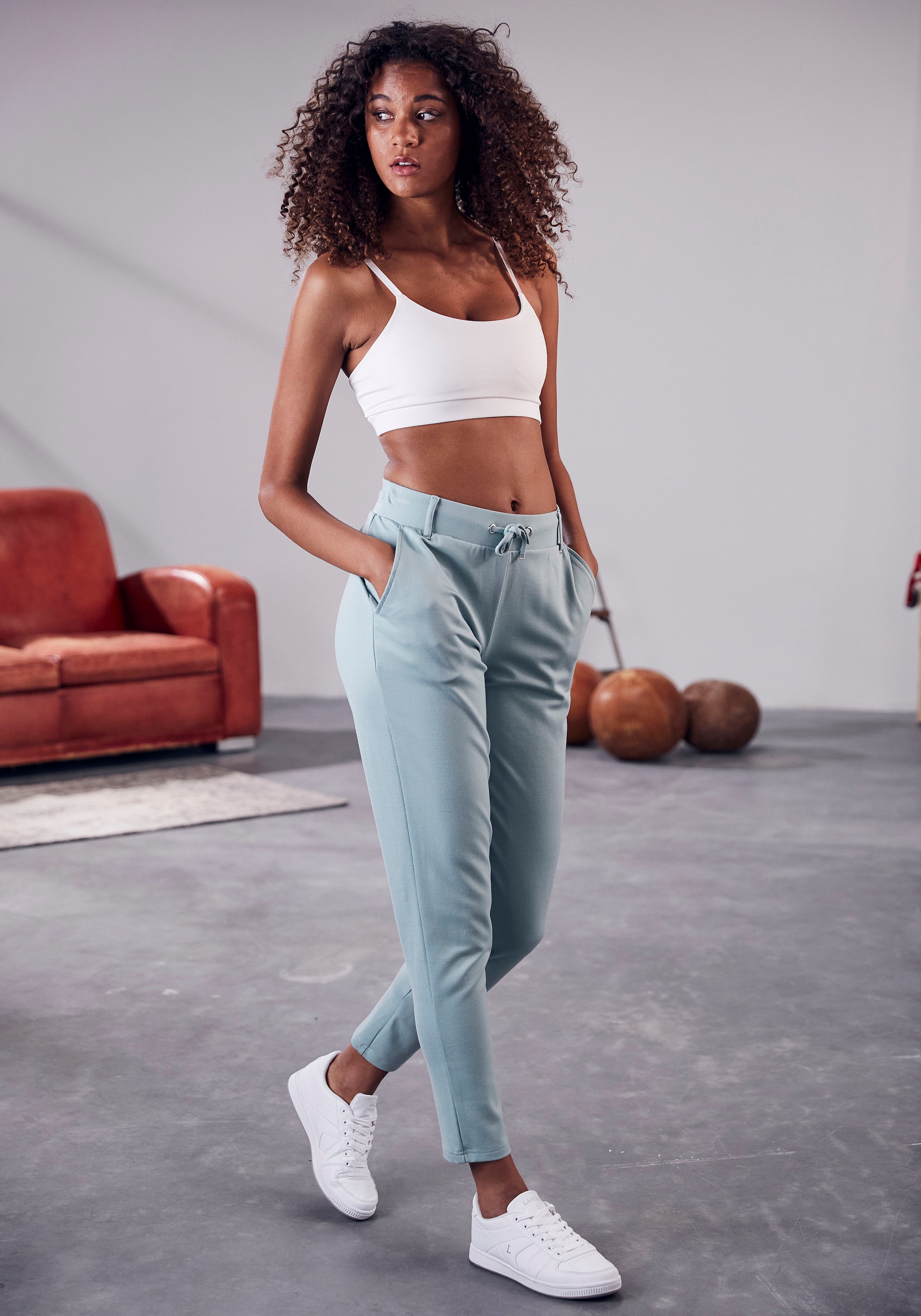 LASCANA Jogger Pants, (1 mit | kaufen BAUR Loungewear tlg.), elastischem und Bund Gürtelschlaufen