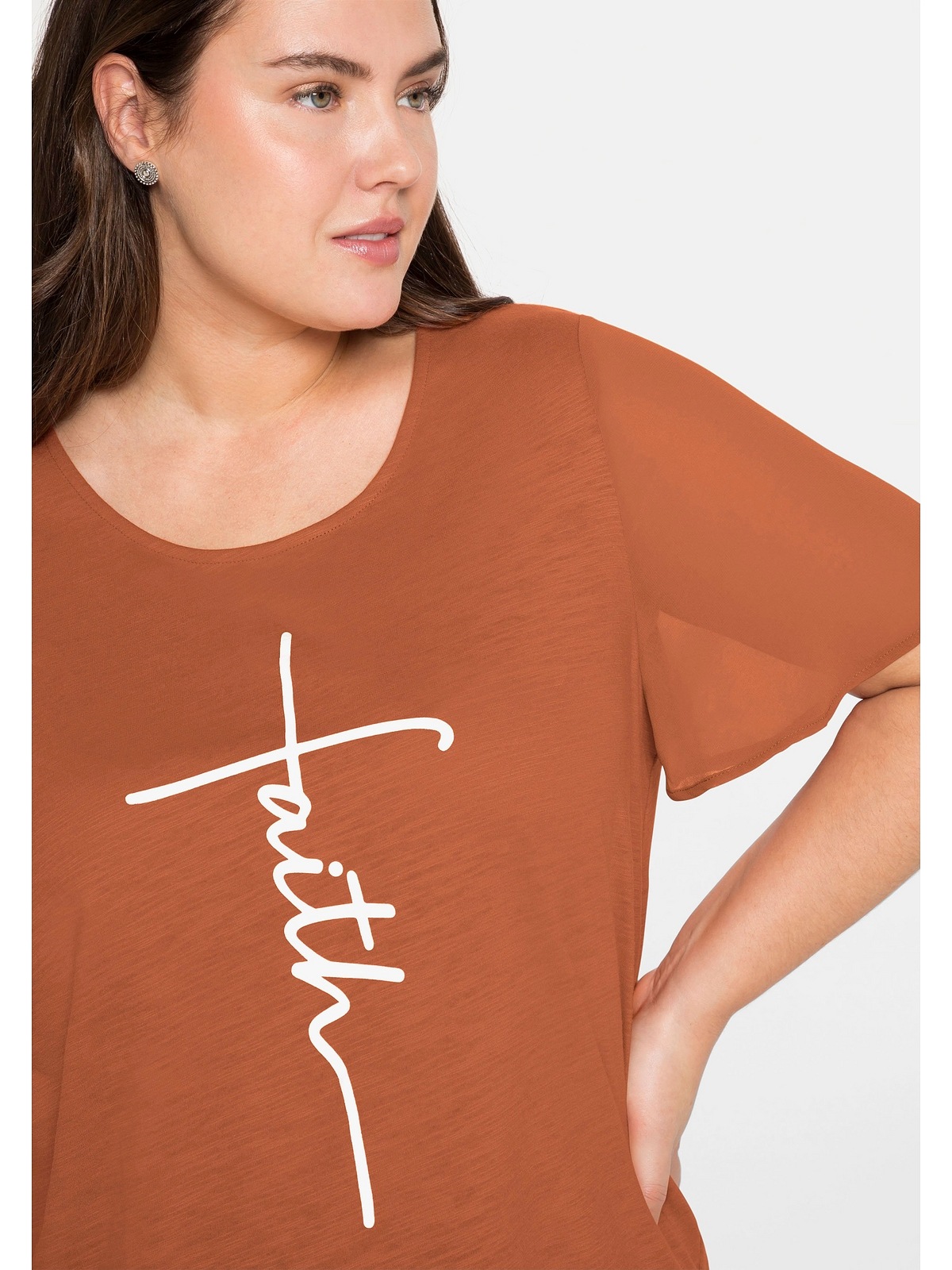 Sheego T-Shirt »Große Größen«, online weiten | mit Frontdruck kaufen Ärmeln und BAUR