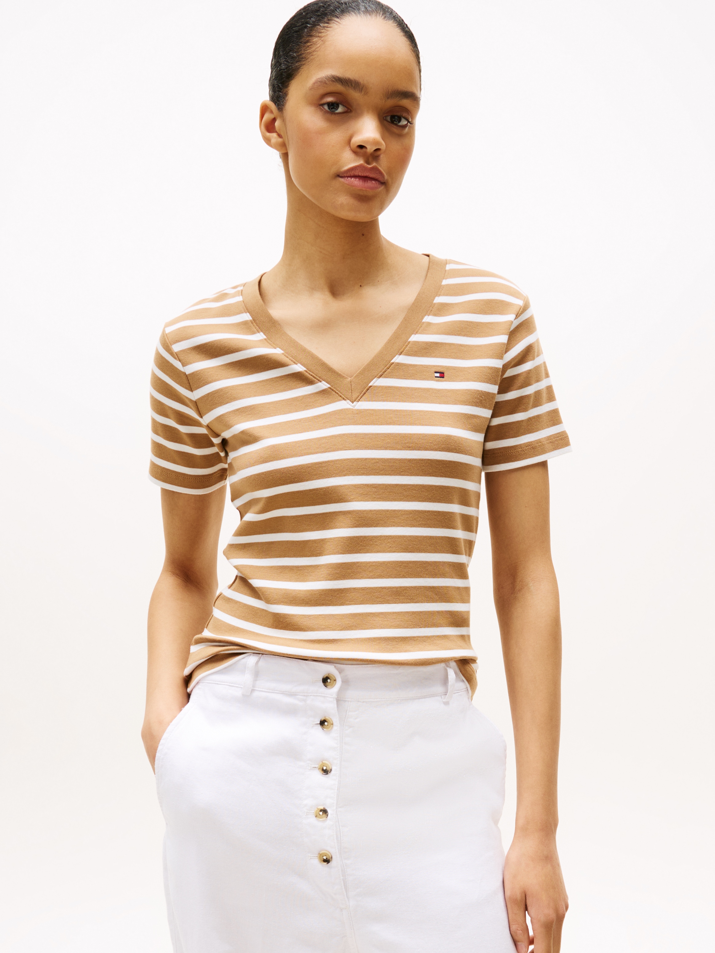 Tommy Hilfiger T-Shirt "SLIM CODY V-NK SS mit V-Ausschnitt und Streifen" Ba günstig online kaufen