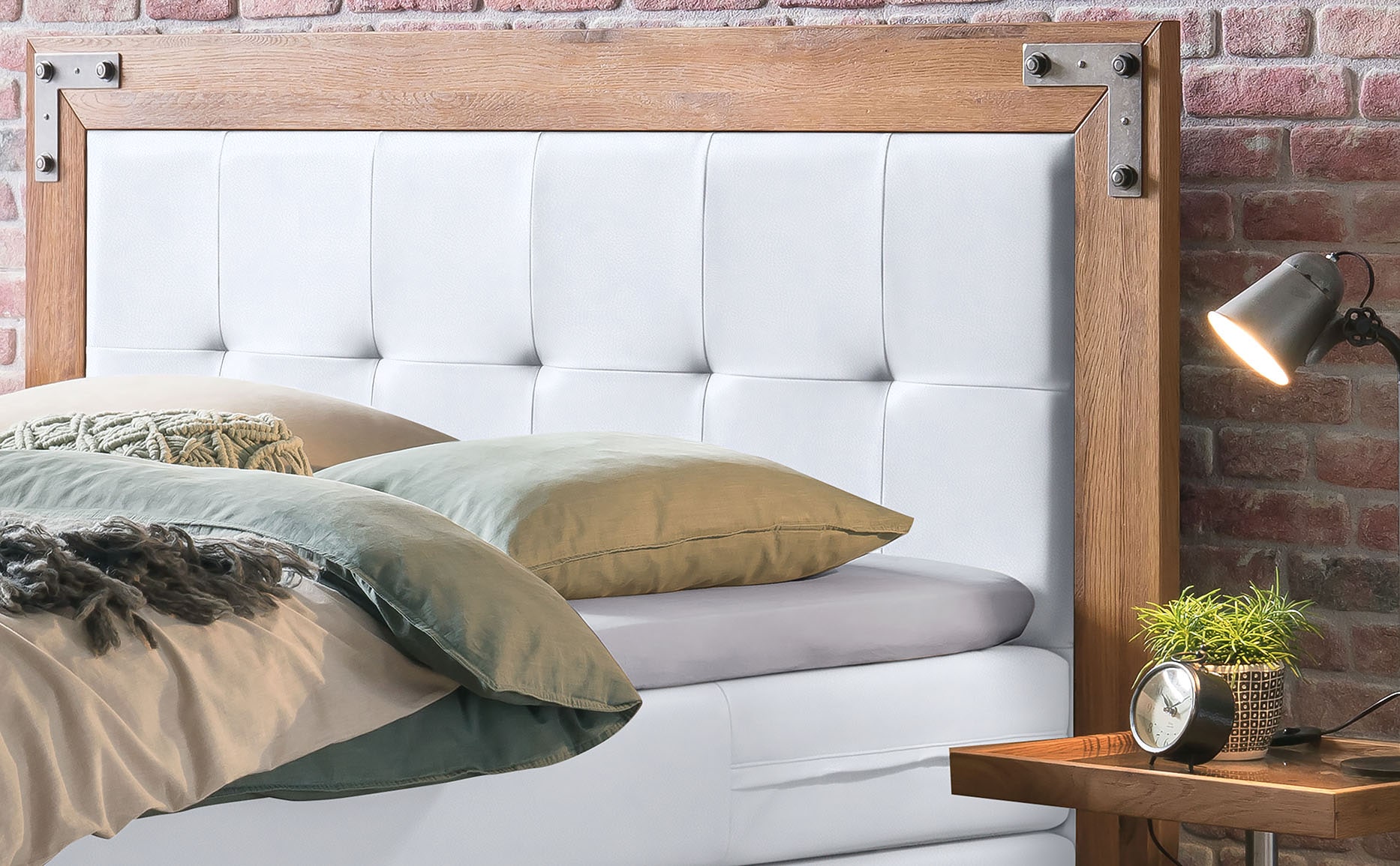 HASENA Boxspringbett Oakland, Boxspringbett, Industrial Look, Kopfteil aus Wildeiche, Used-Look