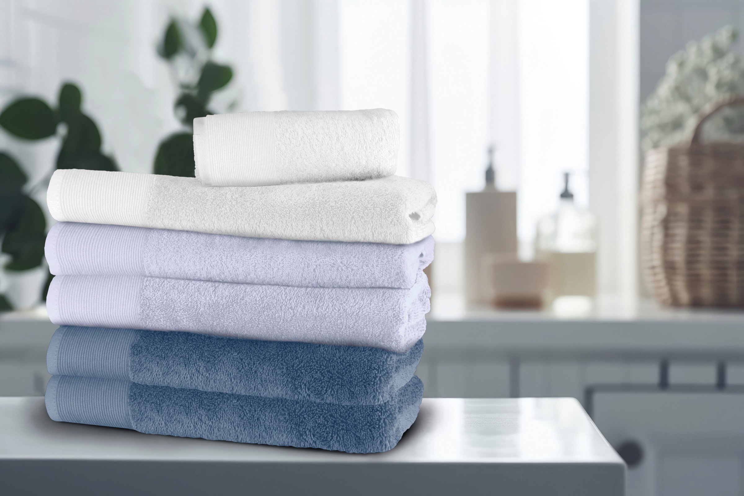 Thumbnail - Kleine Wolke Duschtuch "Bao, Größe 70/140 cm" Uni Farben, Bordüre an der Oberseite