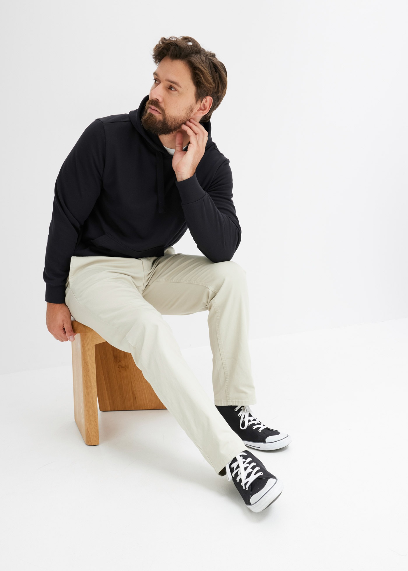 bonprix Hoodie »Hoodie«, Regular Fit, mit Kapuze, aus Baumwolle und Polyester
