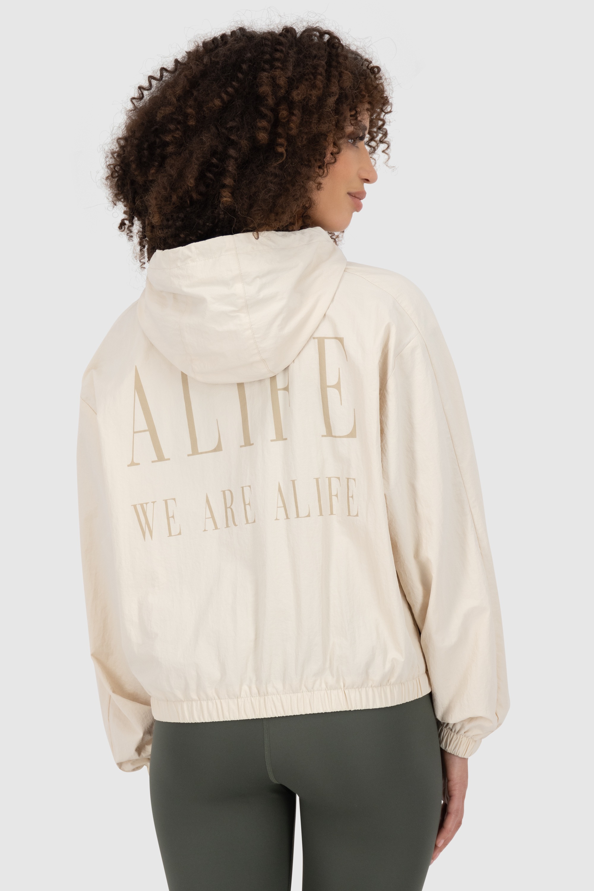 Alife & Kickin Sommerjacke »Damen JovanaAK A Übergangsjacke, Jacke« leichte Übergangsjacke Windbreaker mit Kapuze und Reißverschluss