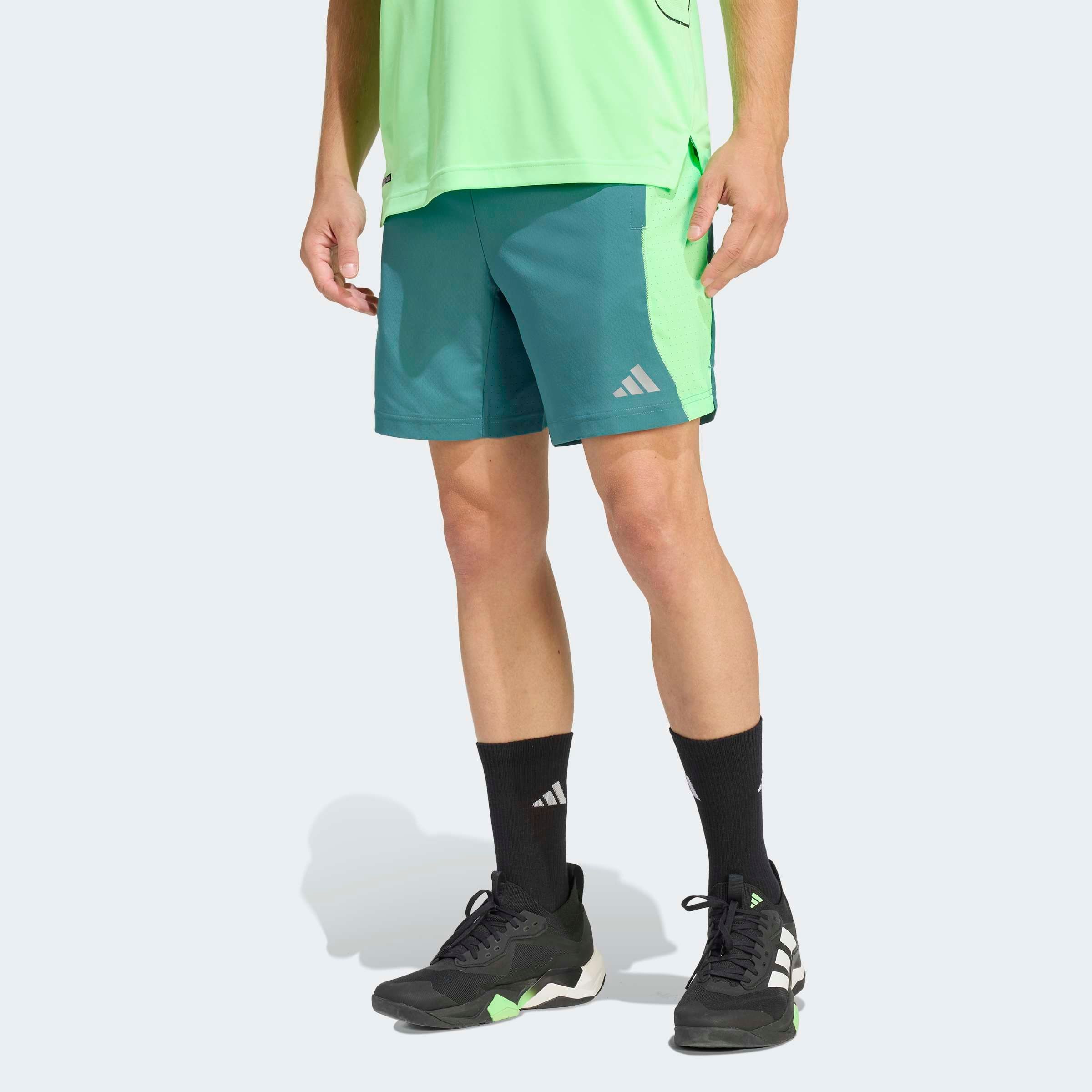 adidas Performance Shorts "TECH APPAREL CLIMACOOL" für Fitnessstudio und Joggen, leichtes und atmungsaktives Material