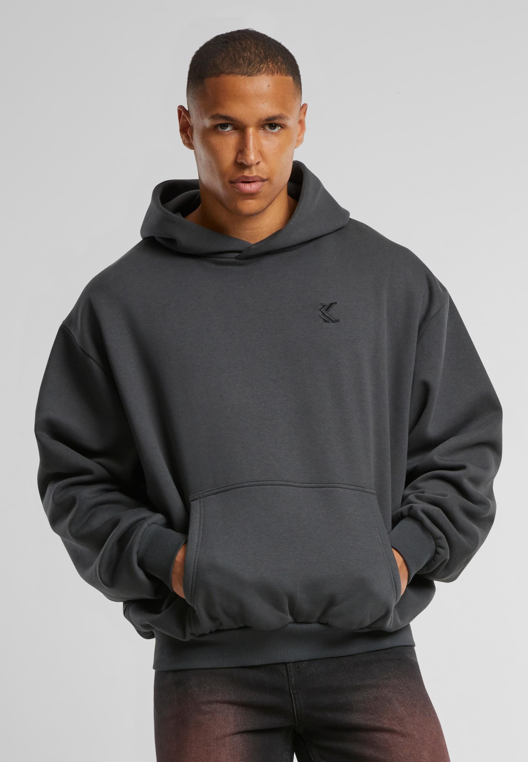 Karl Kani Kapuzensweatshirt »Karl Kani Kani Icy Dancer Backprint Hoodie«, (1 tlg.)