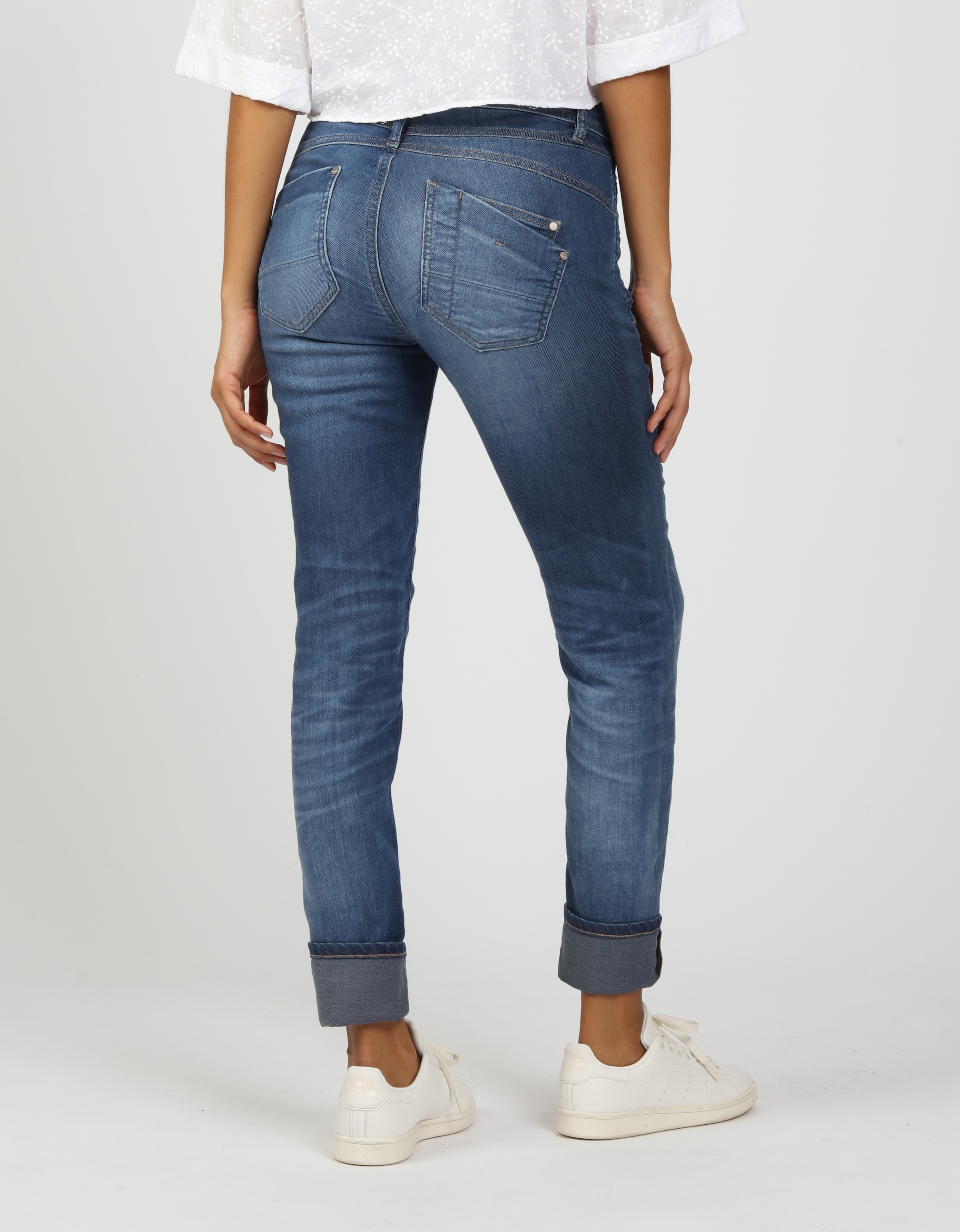 GANG Relax-fit-Jeans »94AMELIE«, mit doppelter rechter Gesäßtasche