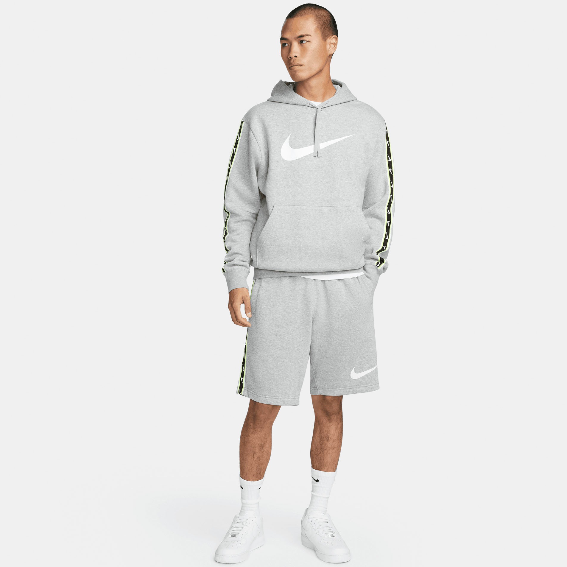Nike Sportswear Kapuzensweatshirt »REPEAT MENS PULLOVER FLEECE HOODIE« ▷  kaufen | BAUR