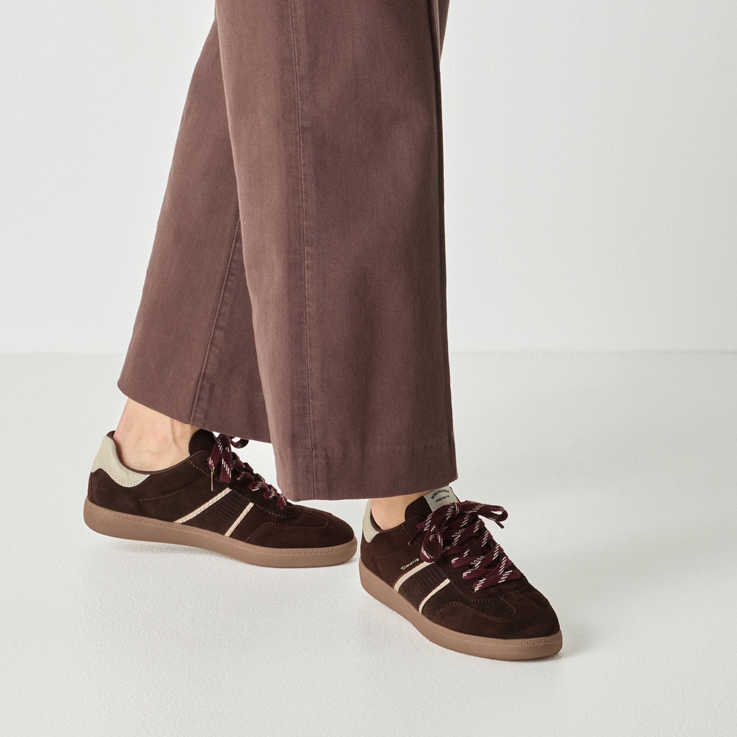 Tamaris Plateausneaker  Halbschuh, Freizeitschuh, Plateausneaker mit Kontrastbesatz