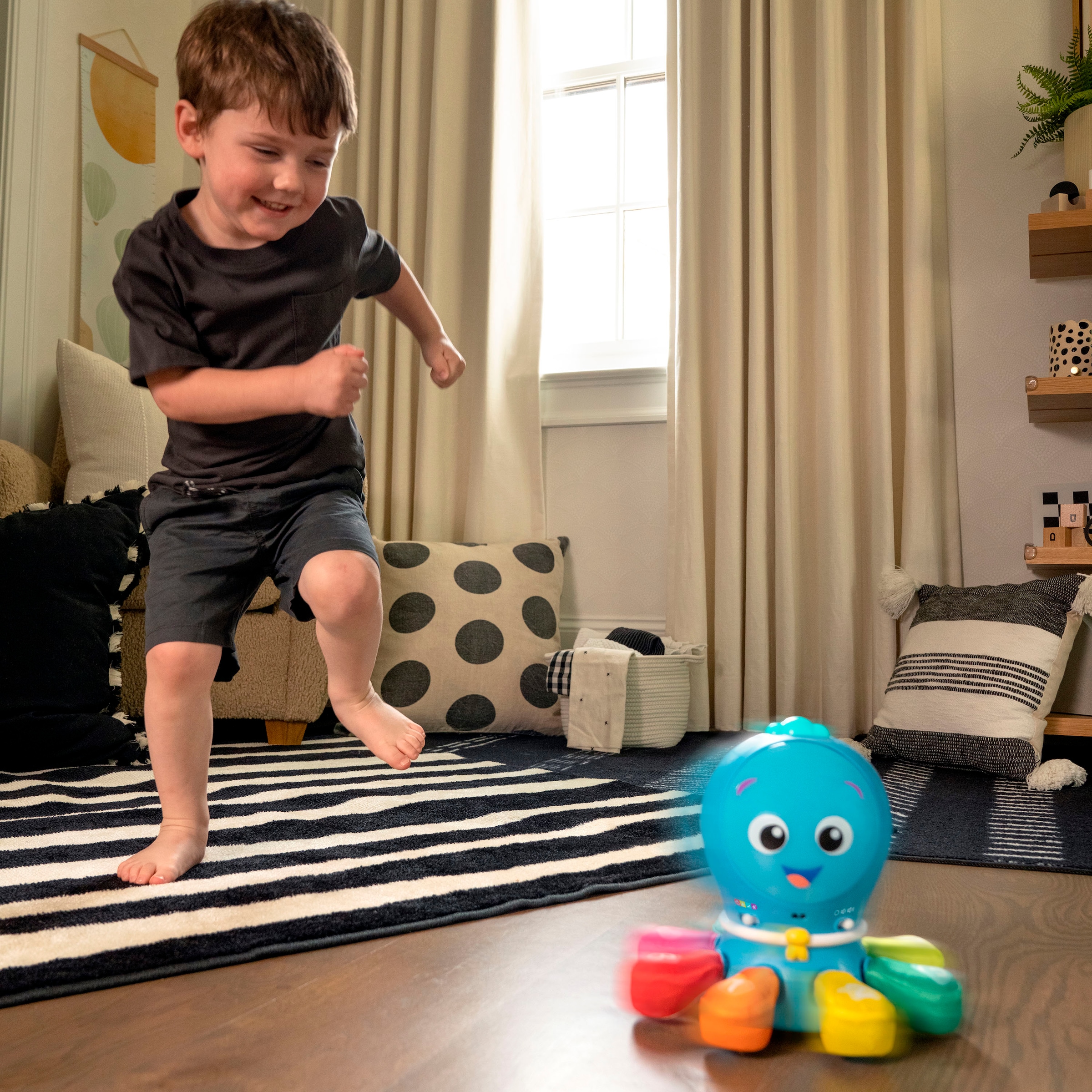 Baby Einstein Greifspielzeug »Go Opus Go™ 4-in-1 Crawl & Chase Pal«, mit Sound