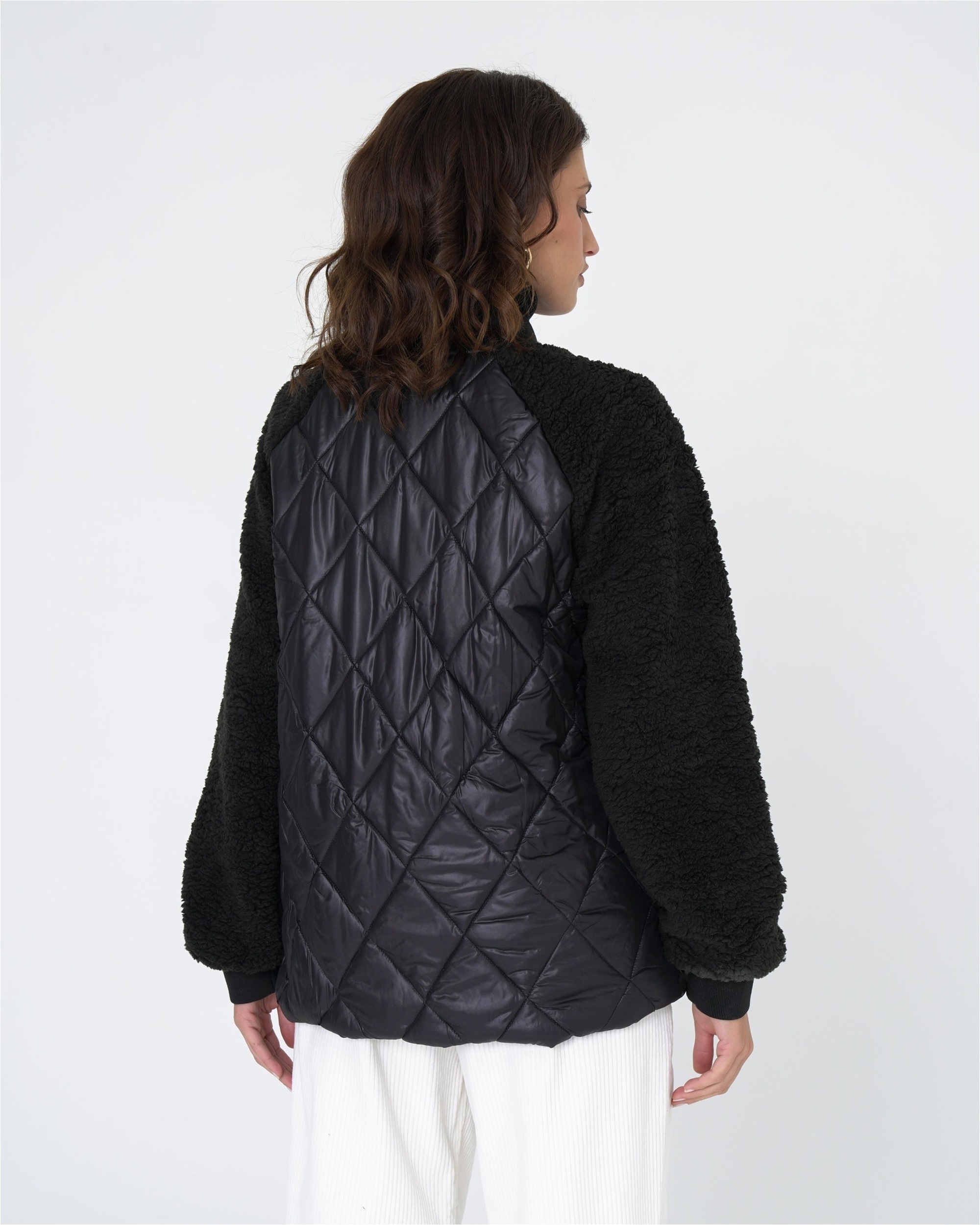 Thumbnail - freshlions Steppjacke "Julia" 1 Stk. tlg. mit aufgesetzten Taschen