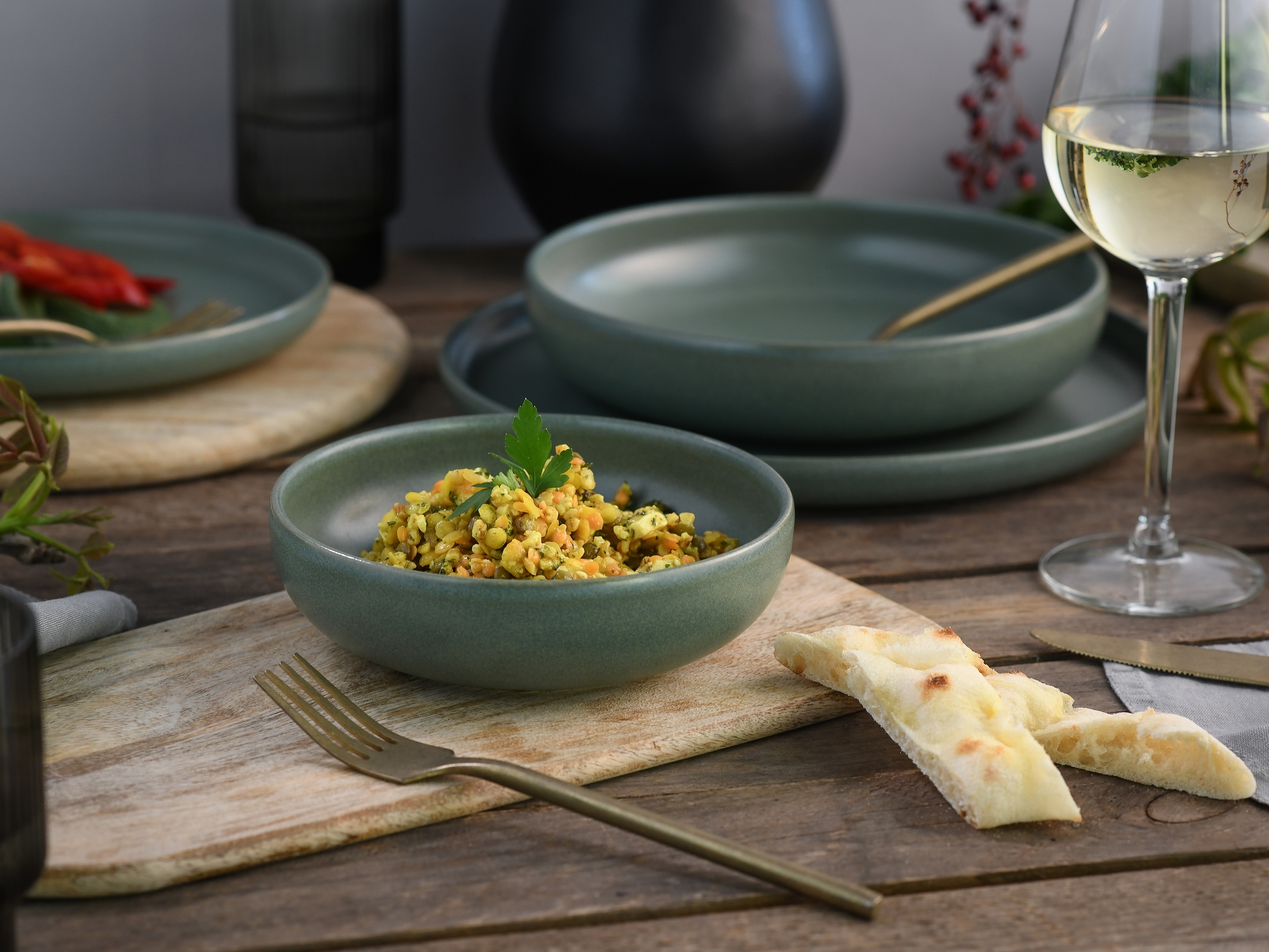 CreaTable Teller-Set »Uno, Geschirr-Set, 8-tlg.« Seidenmatten Grün-Glasur, Klare Konturen mit sanften Rundungen