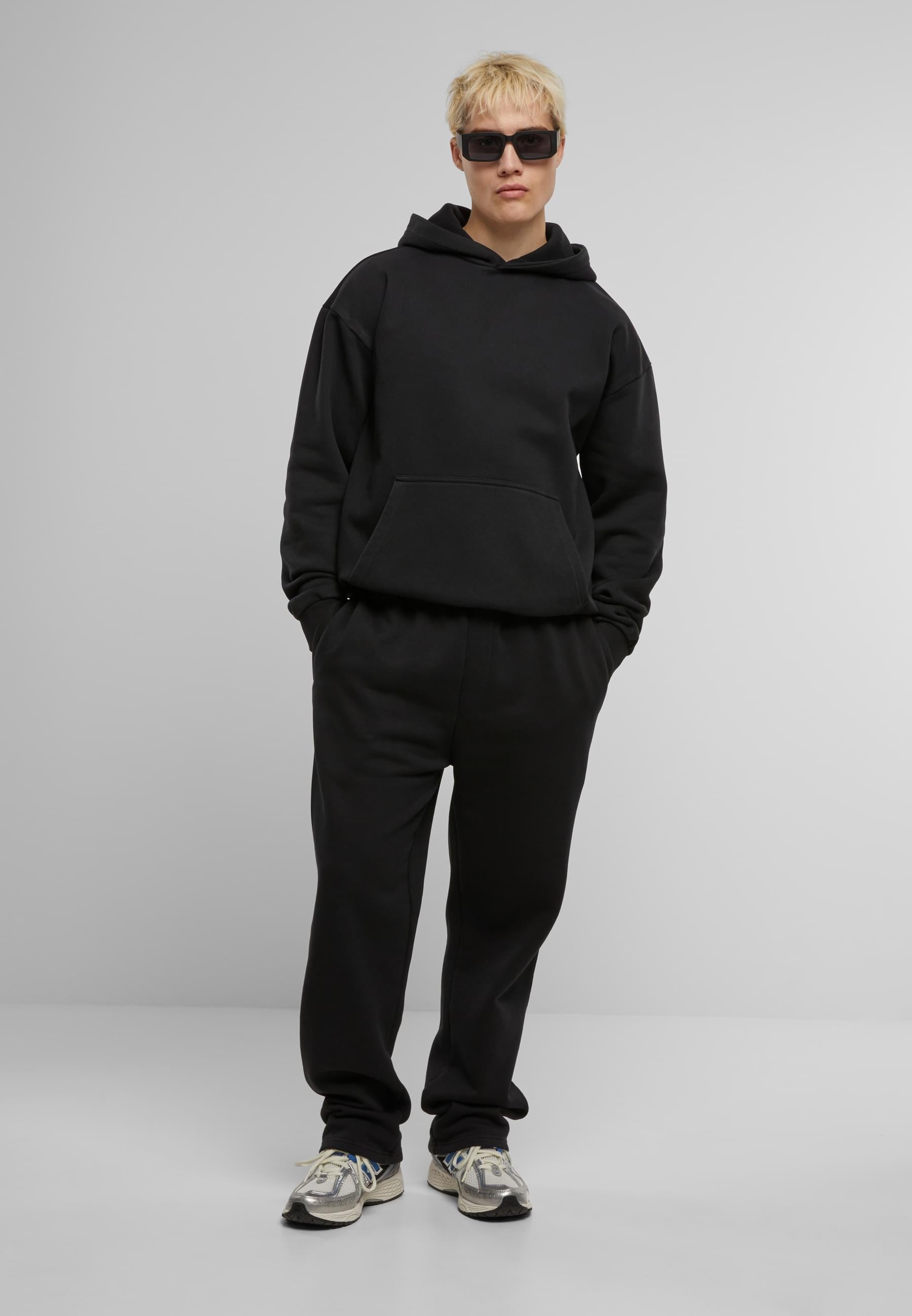 URBAN CLASSICS Kapuzensweatshirt »Urban Classics Vintage Heavy Hoodie«, (1 tlg.)