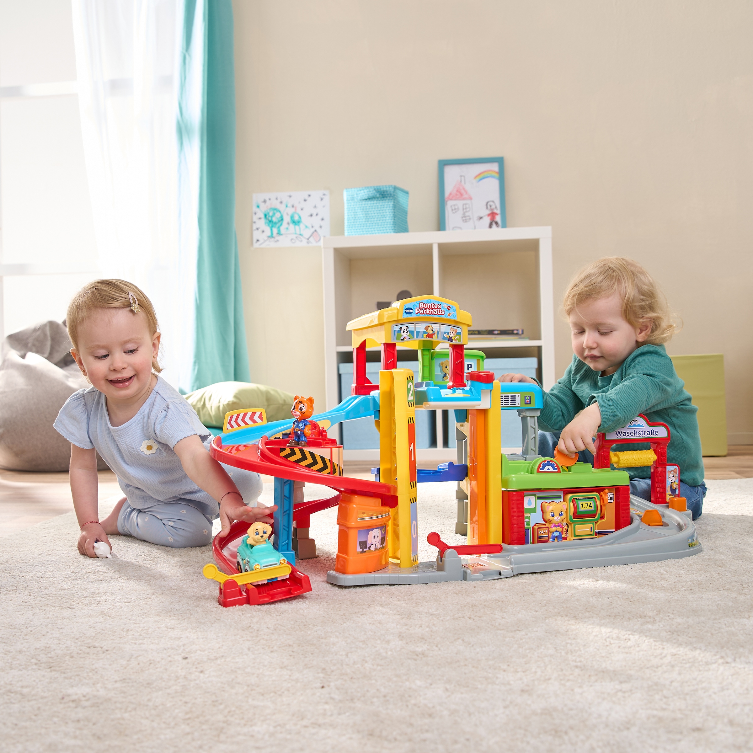 Vtech® Spielwelt »Tut Tut Baby Flitzer,  Buntes Parkhaus« inklusive 3 Fahrzeuge (Taxi, Sportwagen, Lieferwagen)
