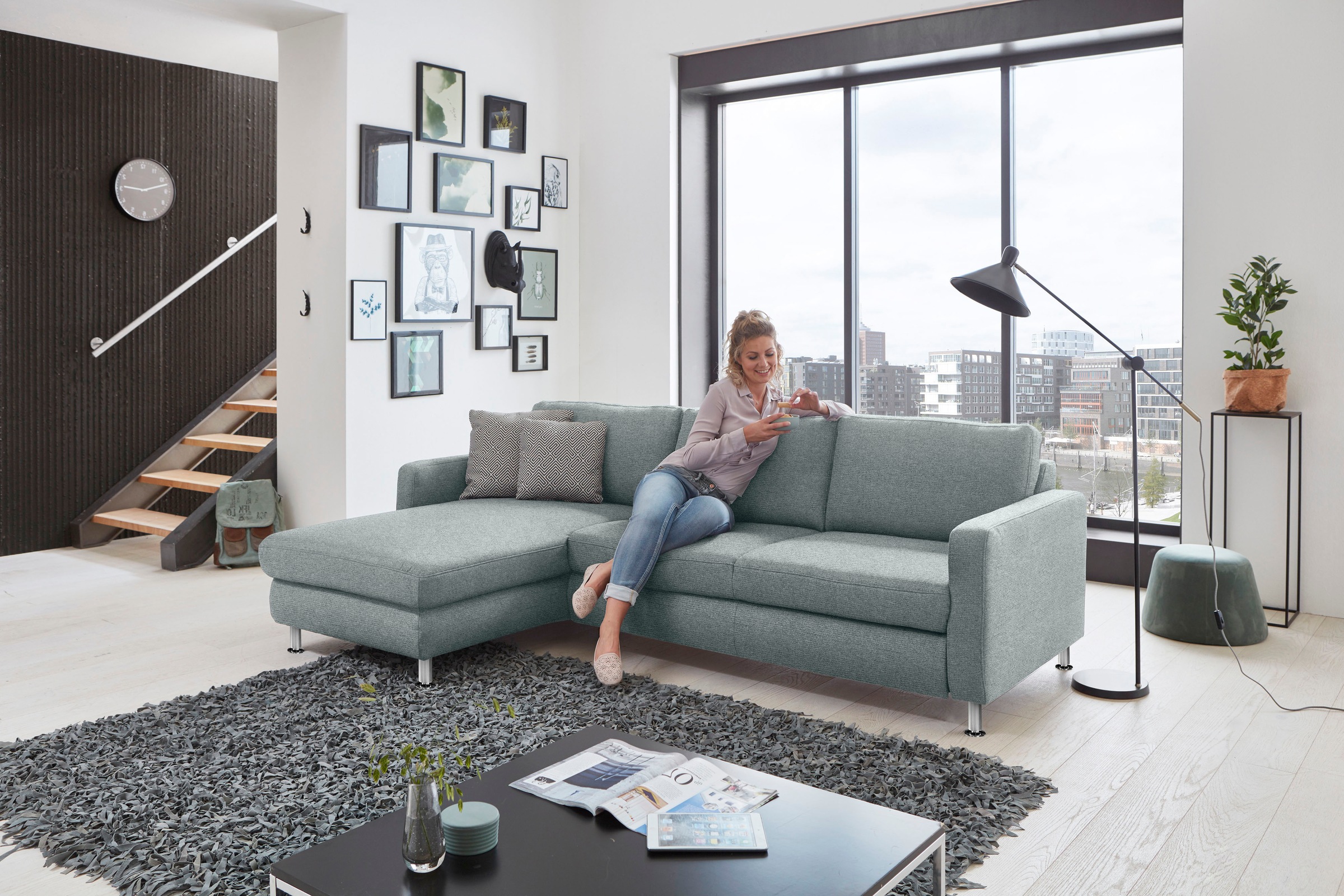 Die PlanBar Ecksofa »MP-IN19027 L-Form«, wahlweise mit Bettfunktion, frei im Raum stellbar
