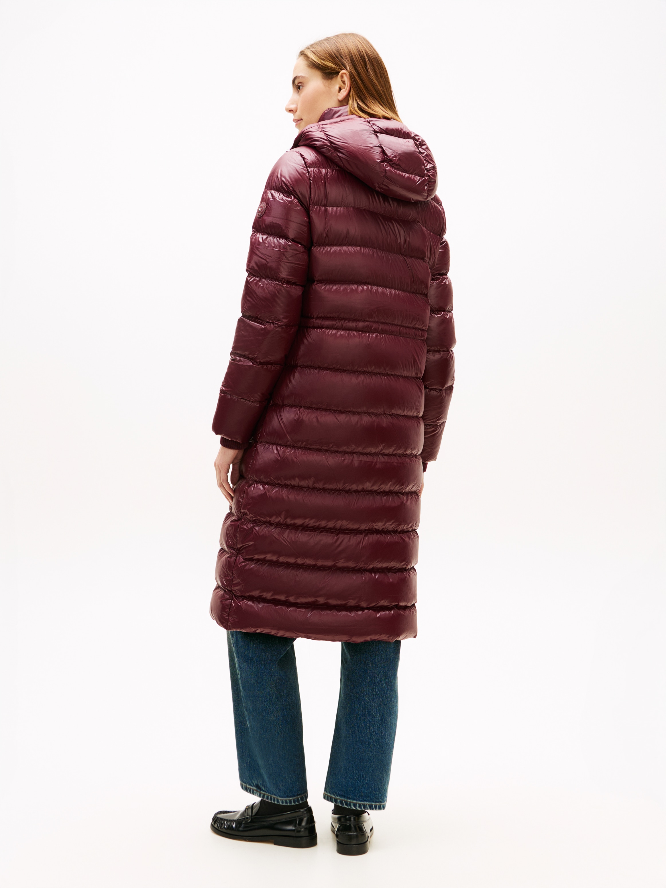 Tommy Hilfiger Steppmantel »GLOSS HW DOWN WAIST REG MAXI« in leicht glänzender Optik