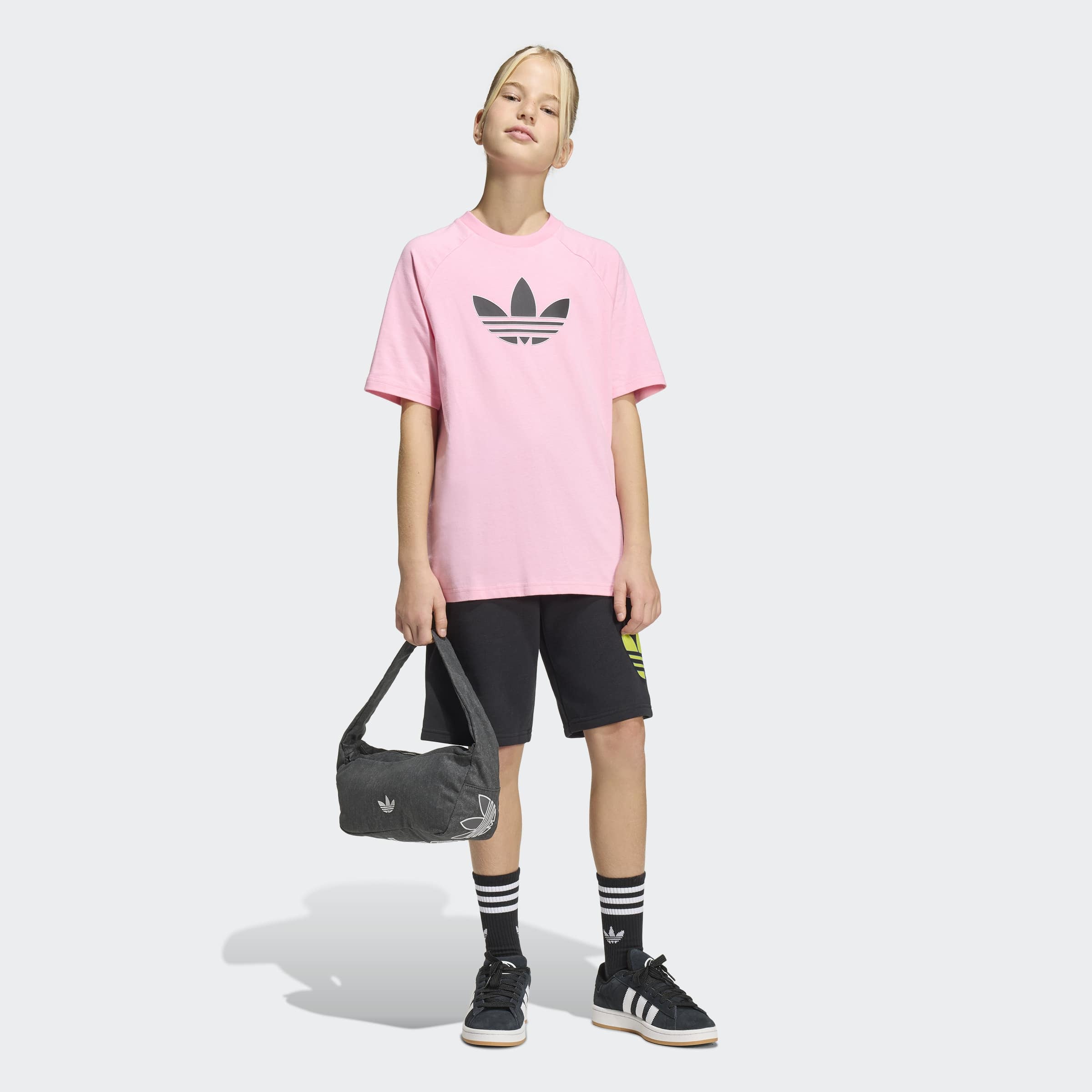 adidas Originals T-Shirt »GFX TR LO TEE« für Kinder, Kurzarmdesign, sportlicher Stil, Rundhalsausschnitt