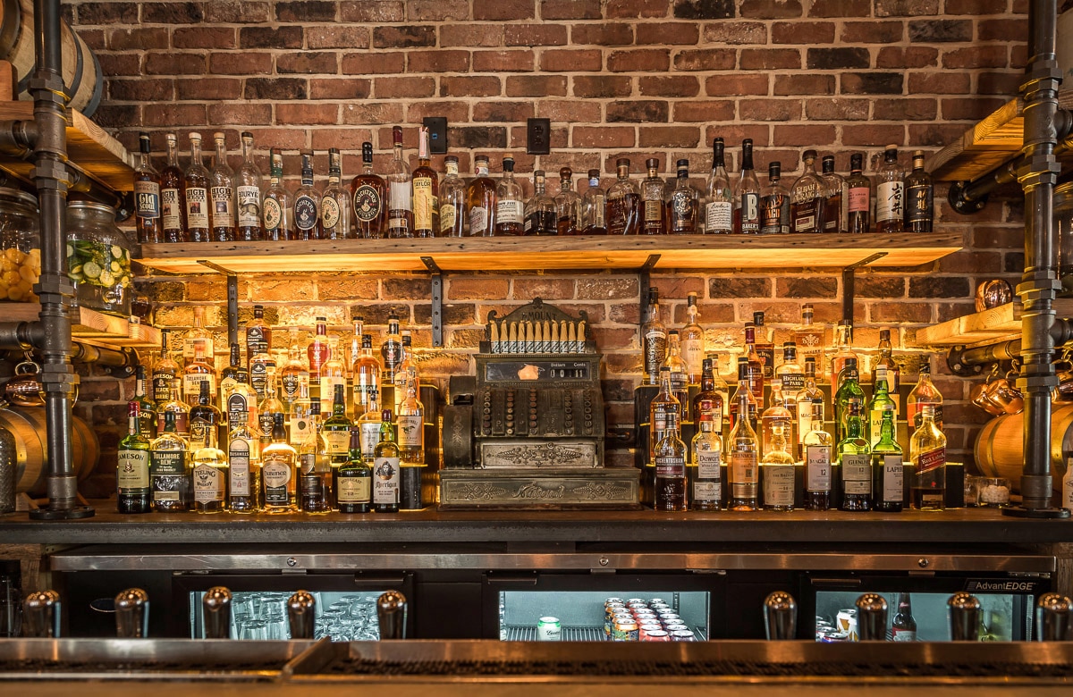 Papermoon Fototapete "Vintage Prohibition Bar"
