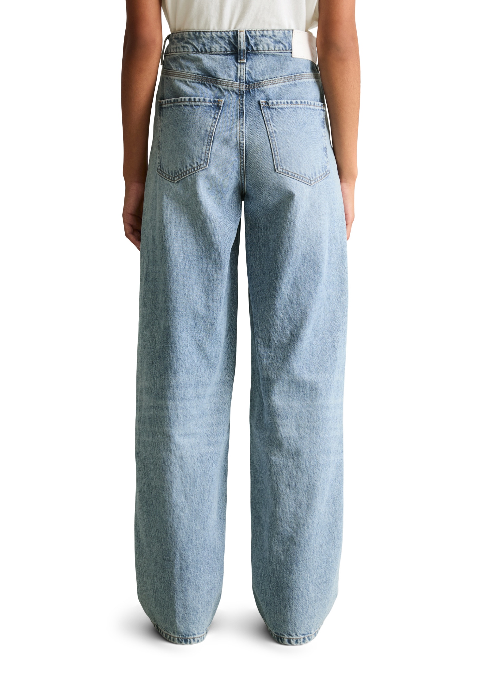 Marc O'Polo DENIM Weite Jeans »aus leichter Bio-Baumwoll-Qualität«