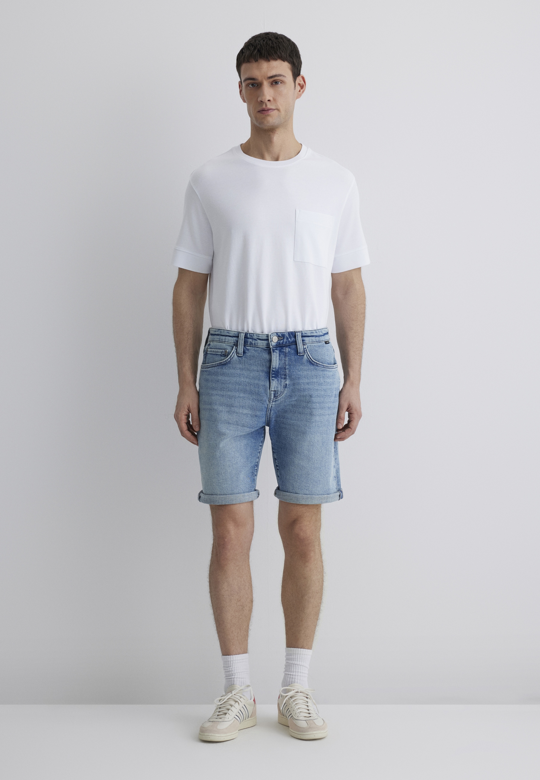 Mavi Straight-Jeans »BRIAN«, Slim Fit Denim Shorts