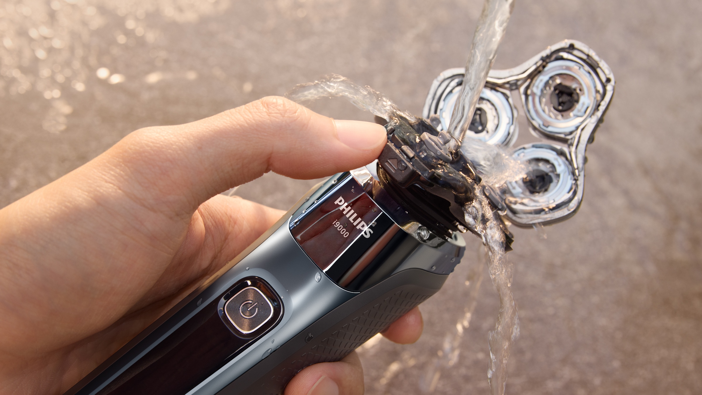 Philips Elektrorasierer »Series i9000 X9001/10«, integrierter Präzisionstrimmer, mit SkinIQ Technologie, inkl. Reiseetui