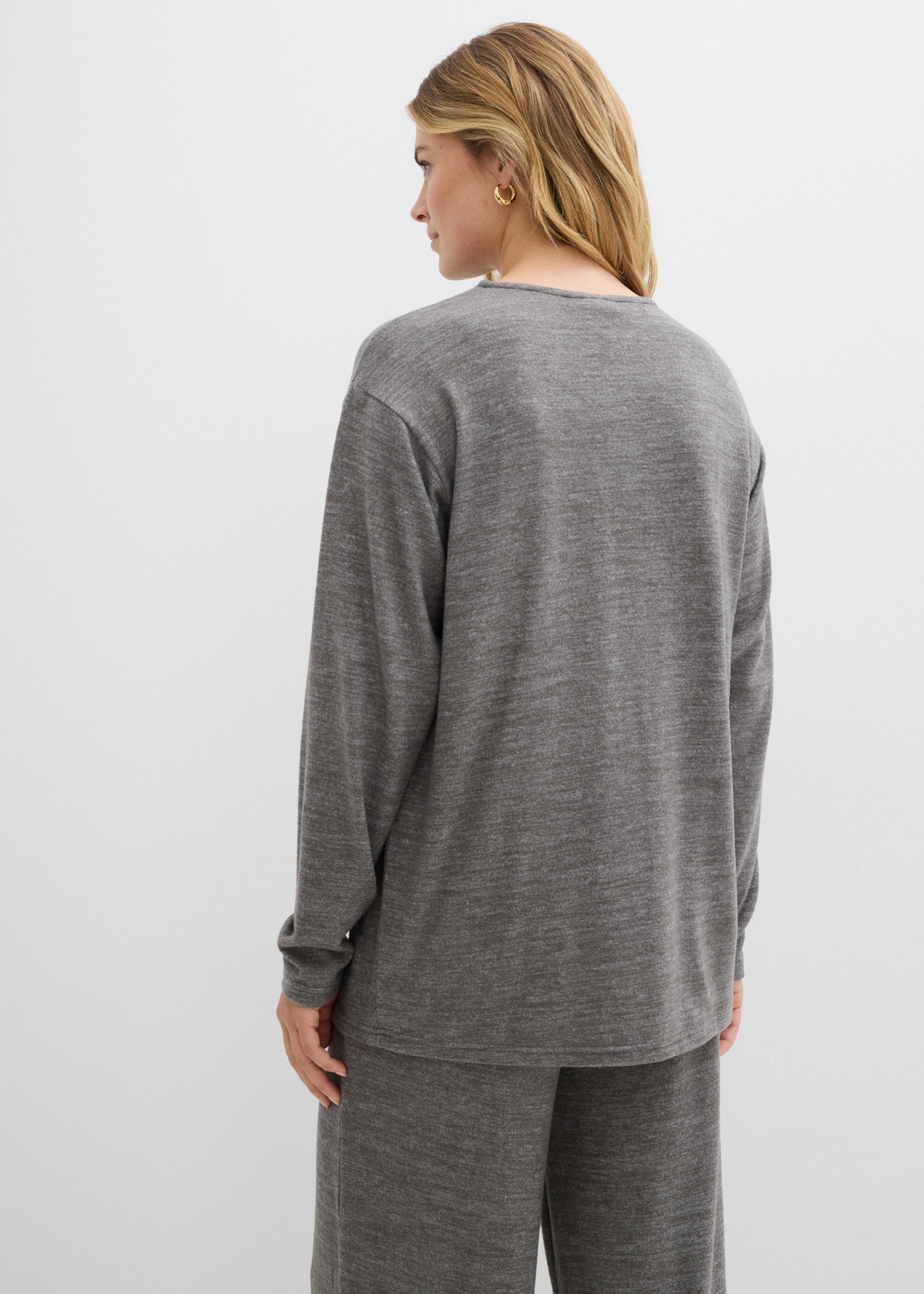 bonprix Longsweatshirt , mit hüftbedeckender Länge, Oversize-Passform
