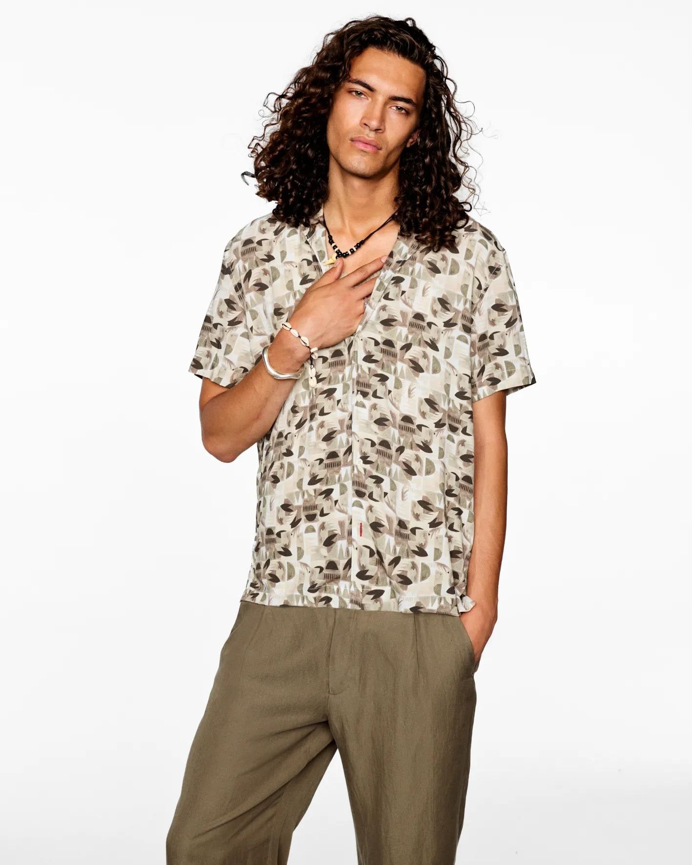 Joop Jeans Kurzarmhemd "Hanes" mit Allover-Print, Reverskragen günstig online kaufen