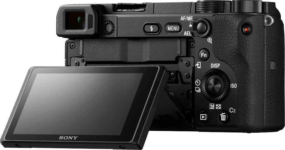 Sony Systemkamera »ILCE-6400MB - Alpha 6400 E-Mount«, 24,2 MP, Bluetooth-WLAN (Wi-Fi)-NFC, 4K Video, 180° Klapp-Display, XGA OLED Sucher, M-Kit 18-135mm Objektiv