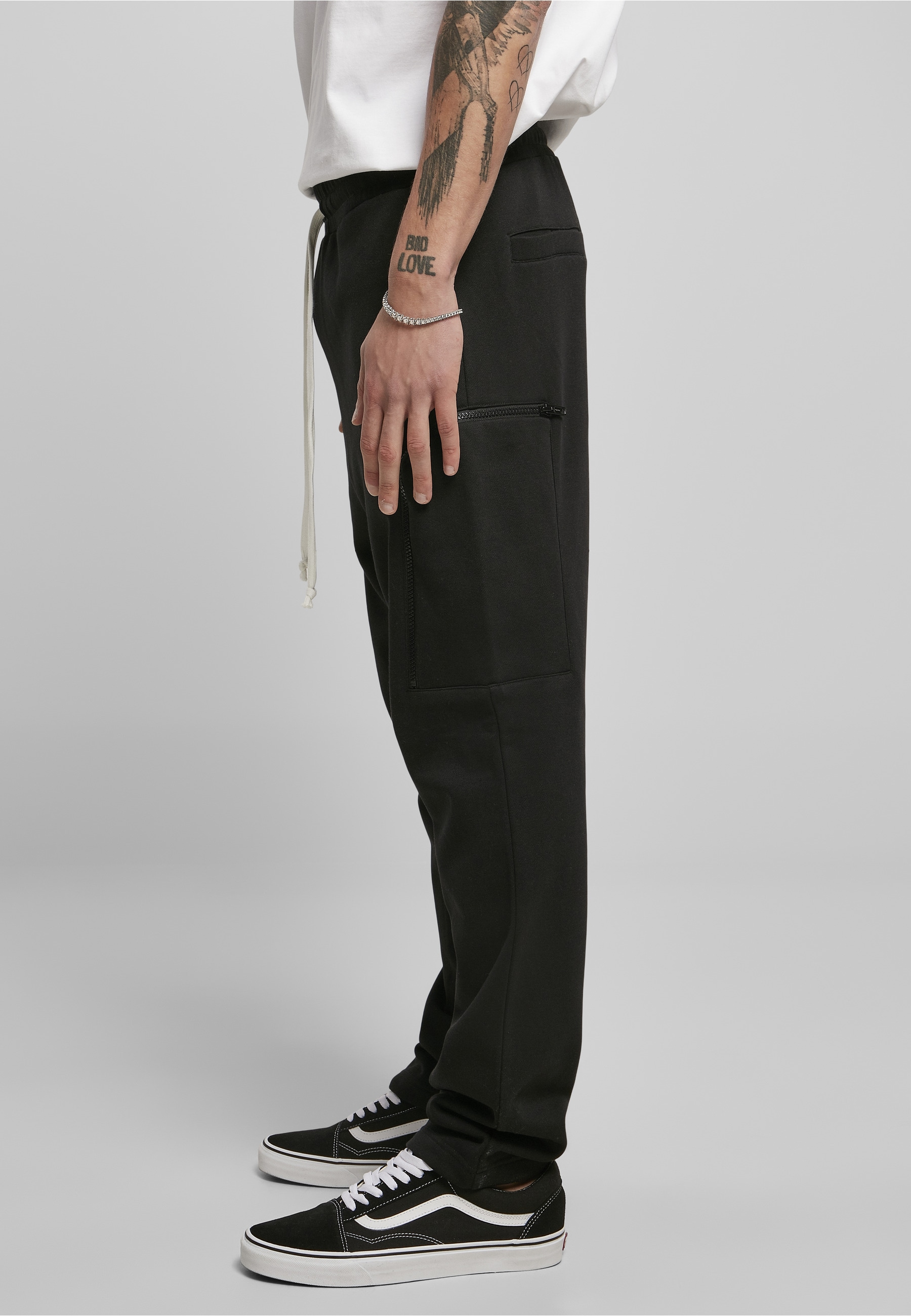 URBAN CLASSICS Cargohose »Urban Classics Herren Low Crotch Cargo Sweatpants«