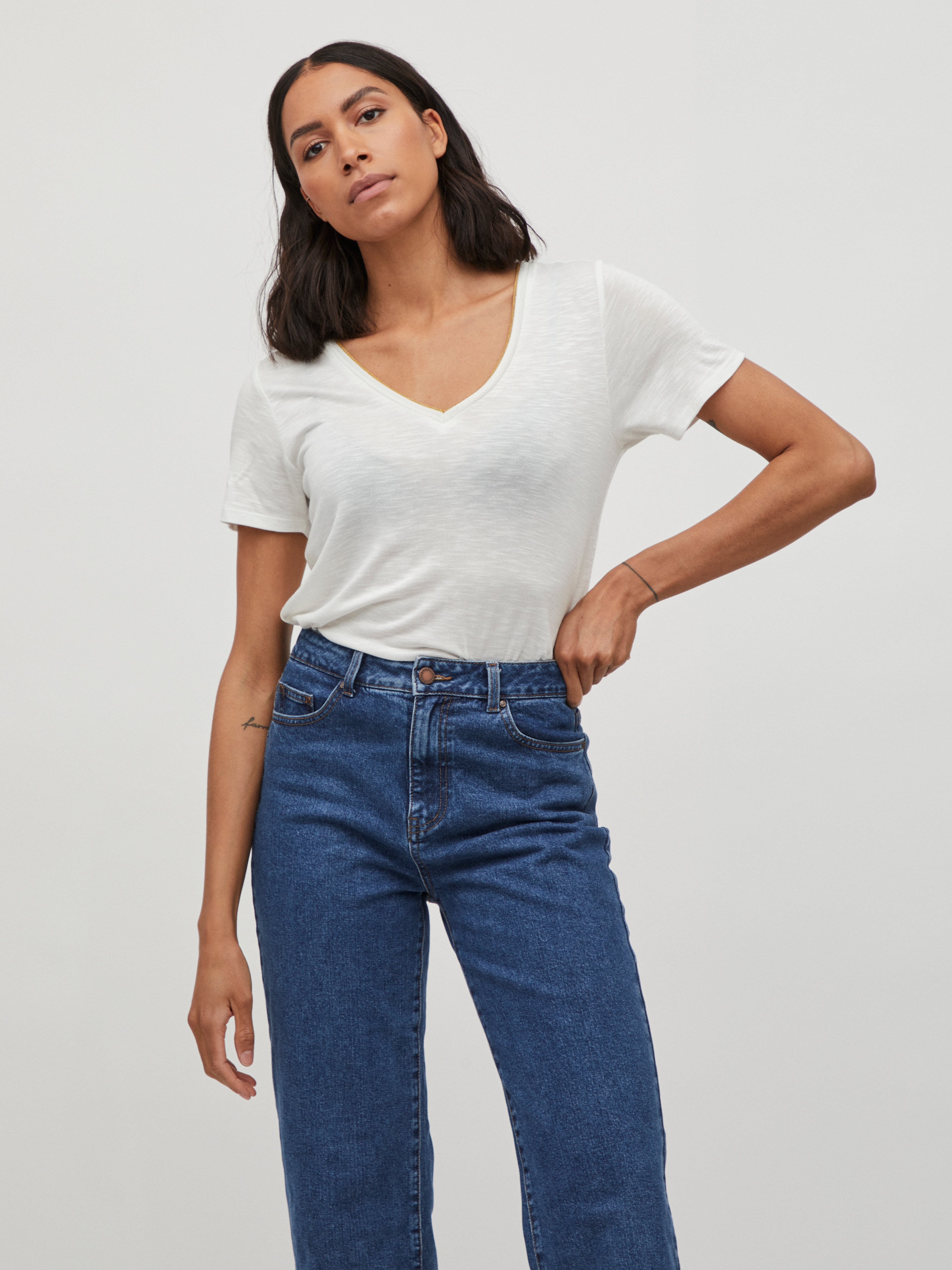 Vila T-Shirt "VINOEL S/S TOP - NOOS" Viskosemischung, regular fit