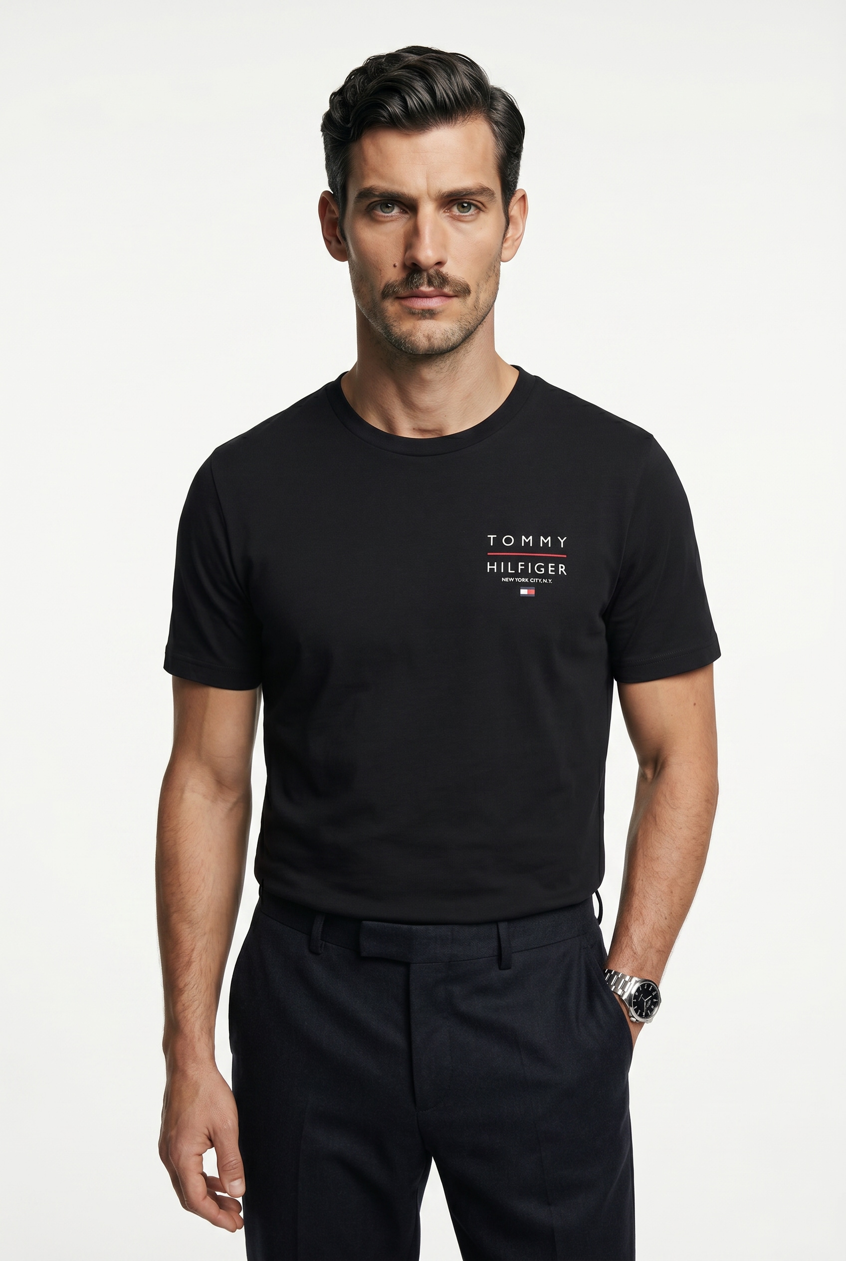 Tommy Hilfiger T-Shirt "BRAND LOVE LEFT CHEST RWB TEE" regular fit, Rundhals