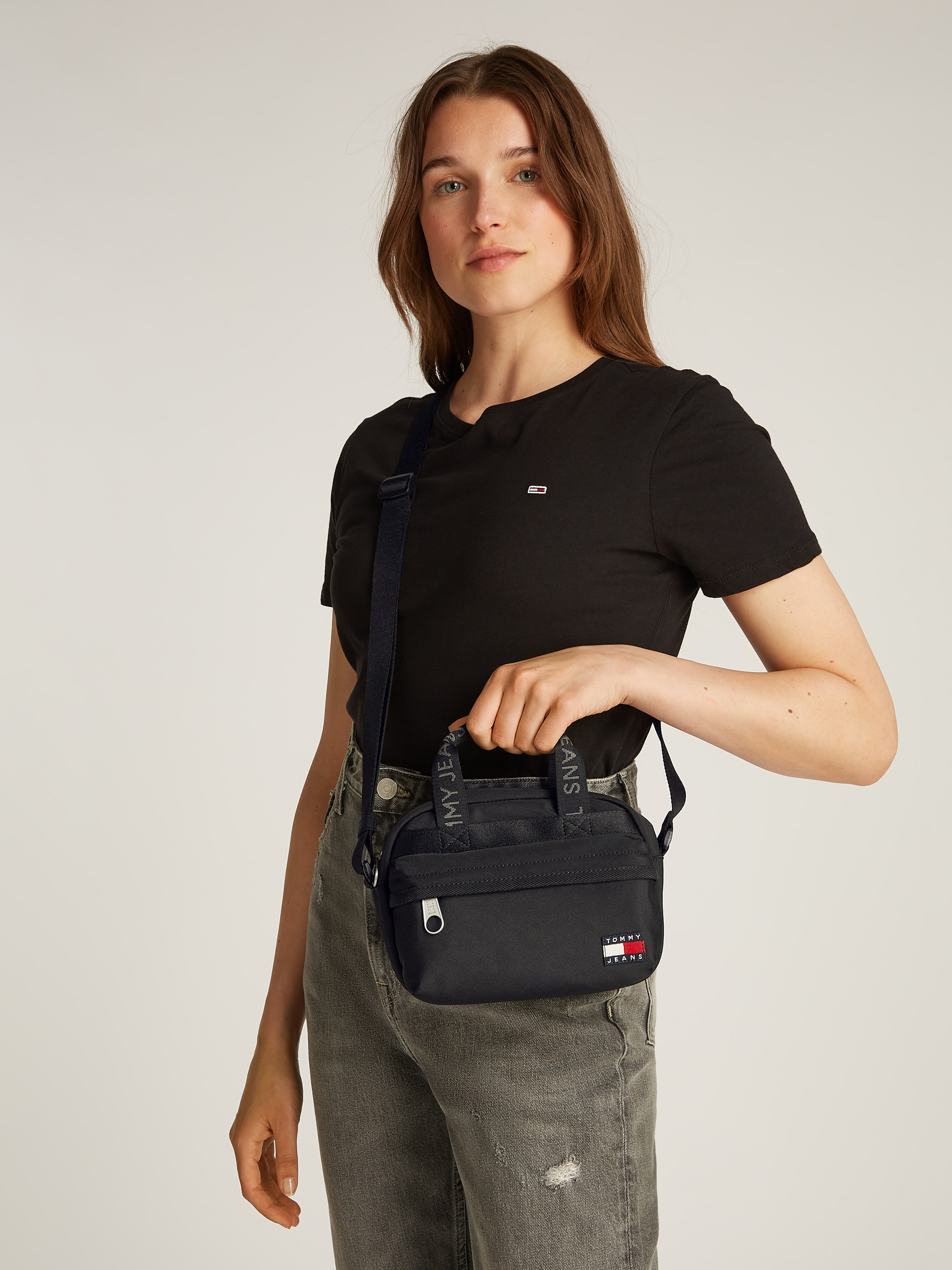 Tommy Jeans Umhängetasche "TJW ESS DAILY CROSSOVER", Damen Henkeltasche, Sc günstig online kaufen