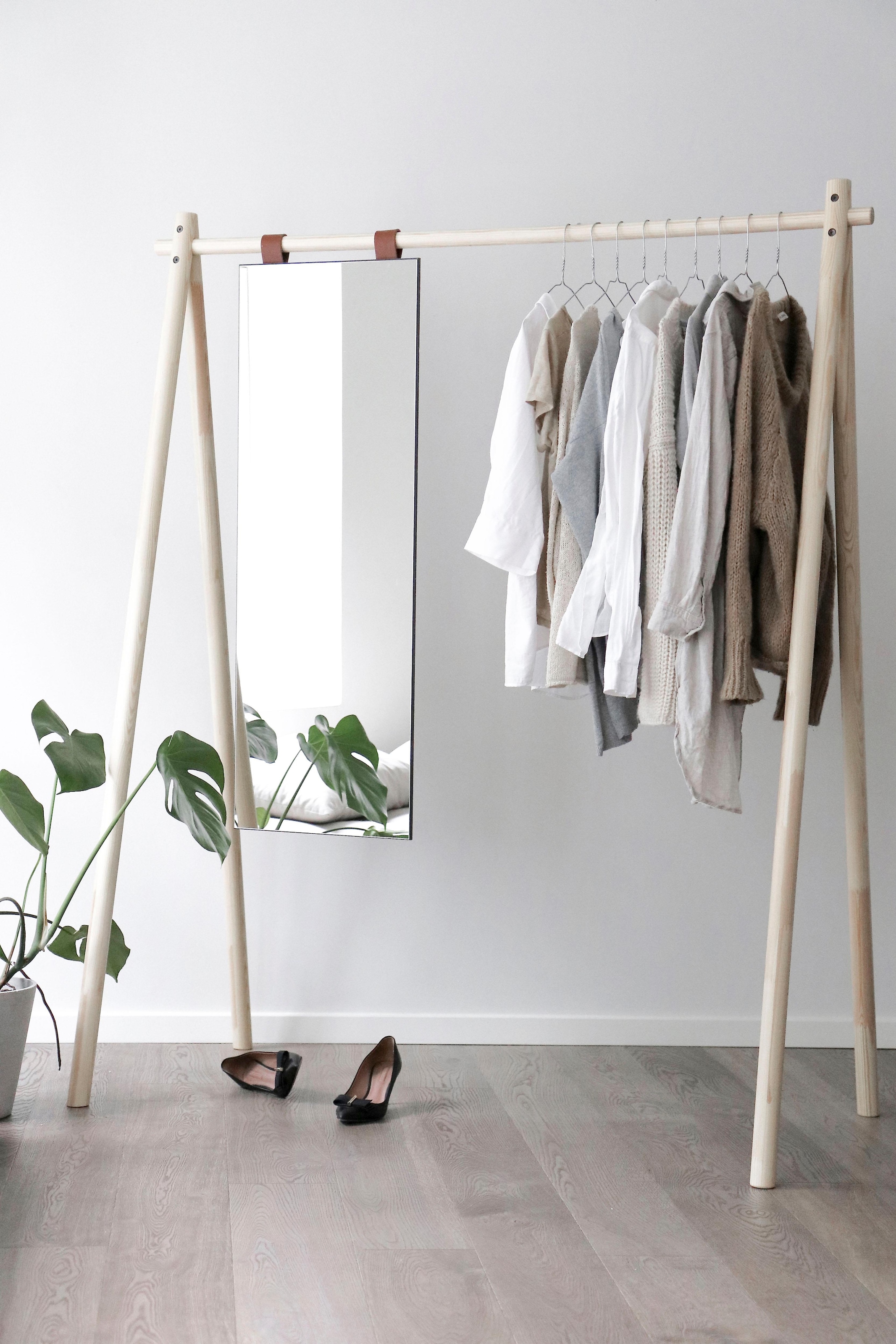 Karup Design Garderobenständer »Hongi«, Aus FSC®-zertifiziertem Kiefernholz, 75 cm breit