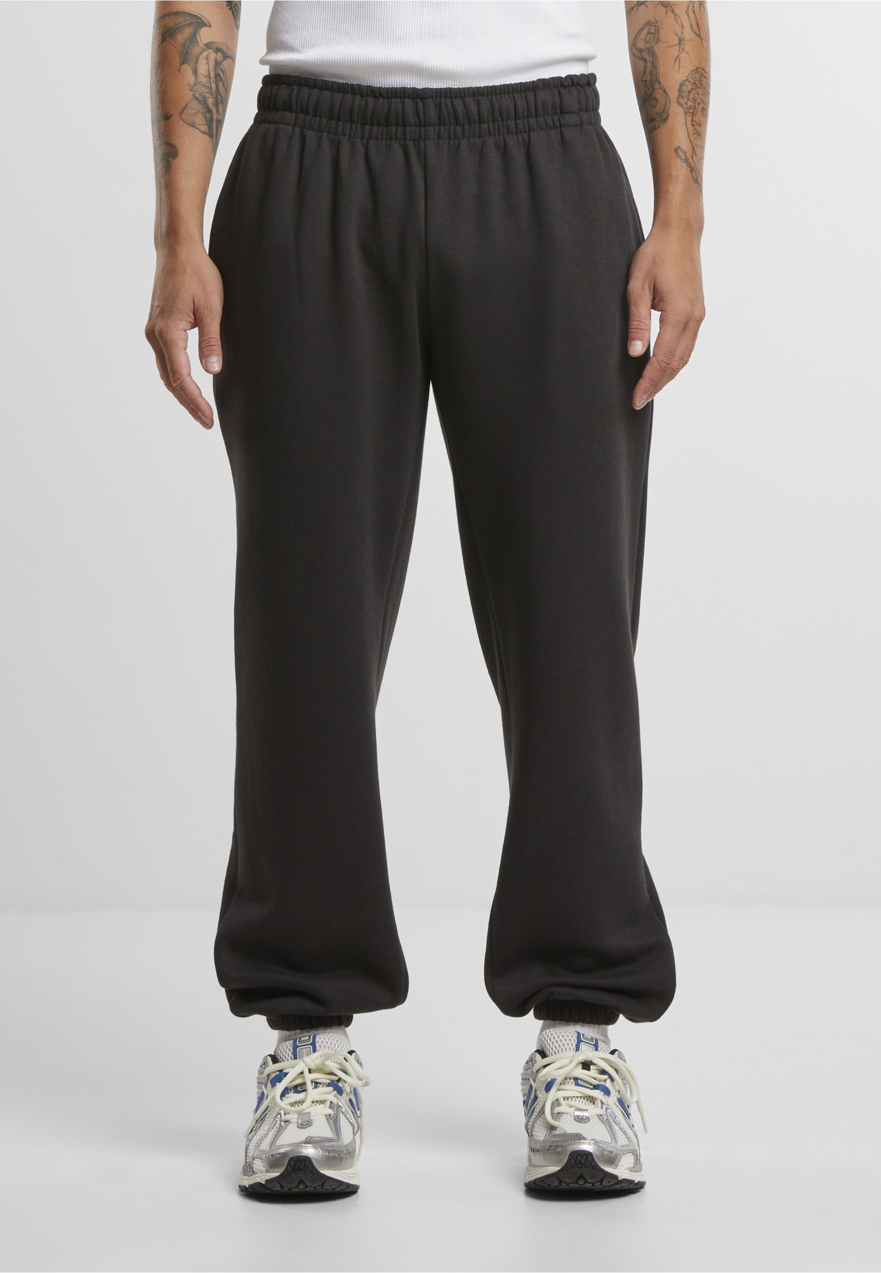 URBAN CLASSICS Jogginghose »Urban Classics Basic Essential Sweatpants«