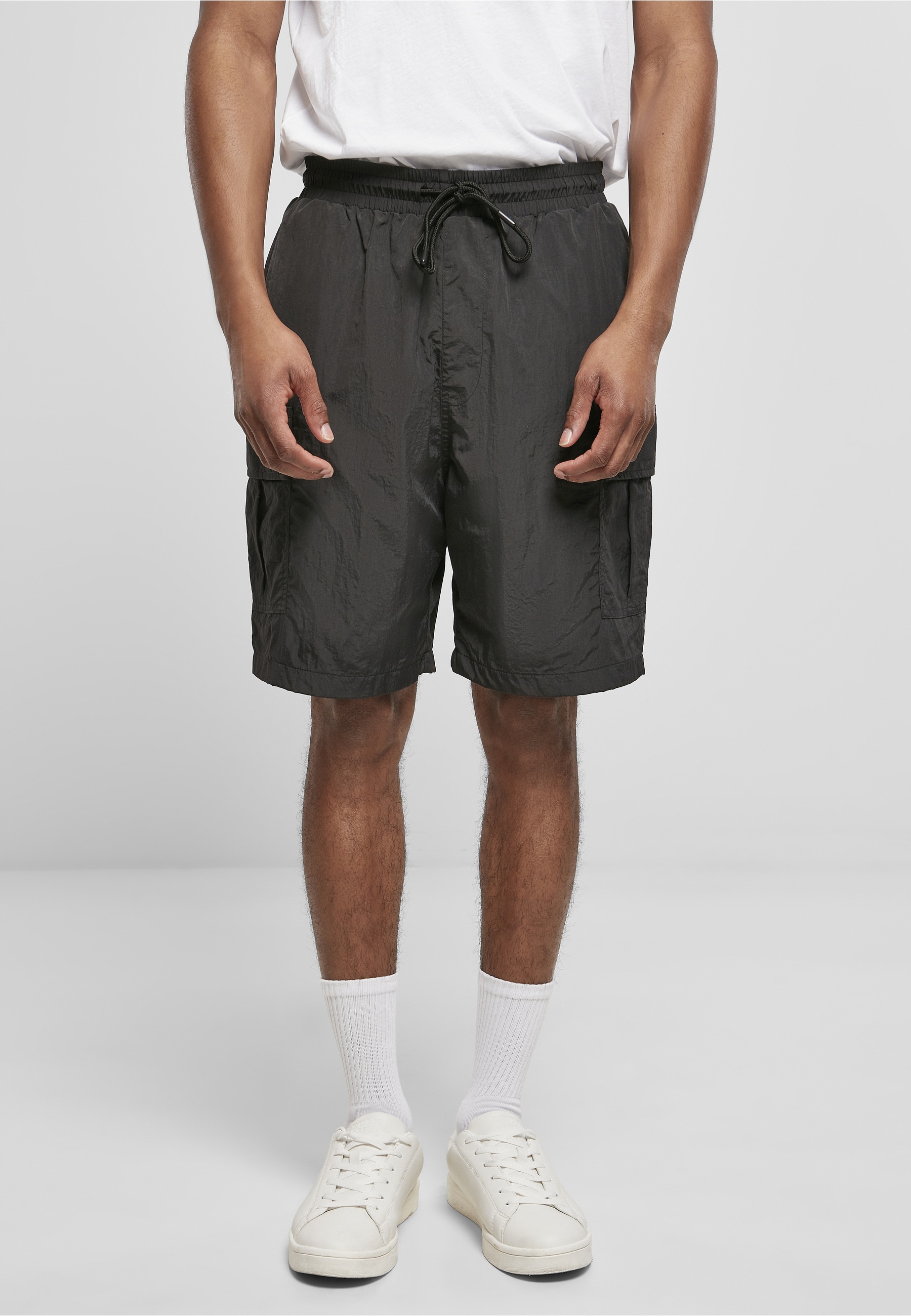 URBAN CLASSICS Cargohose »Urban Classics Herren Nylon Cargo Shorts«