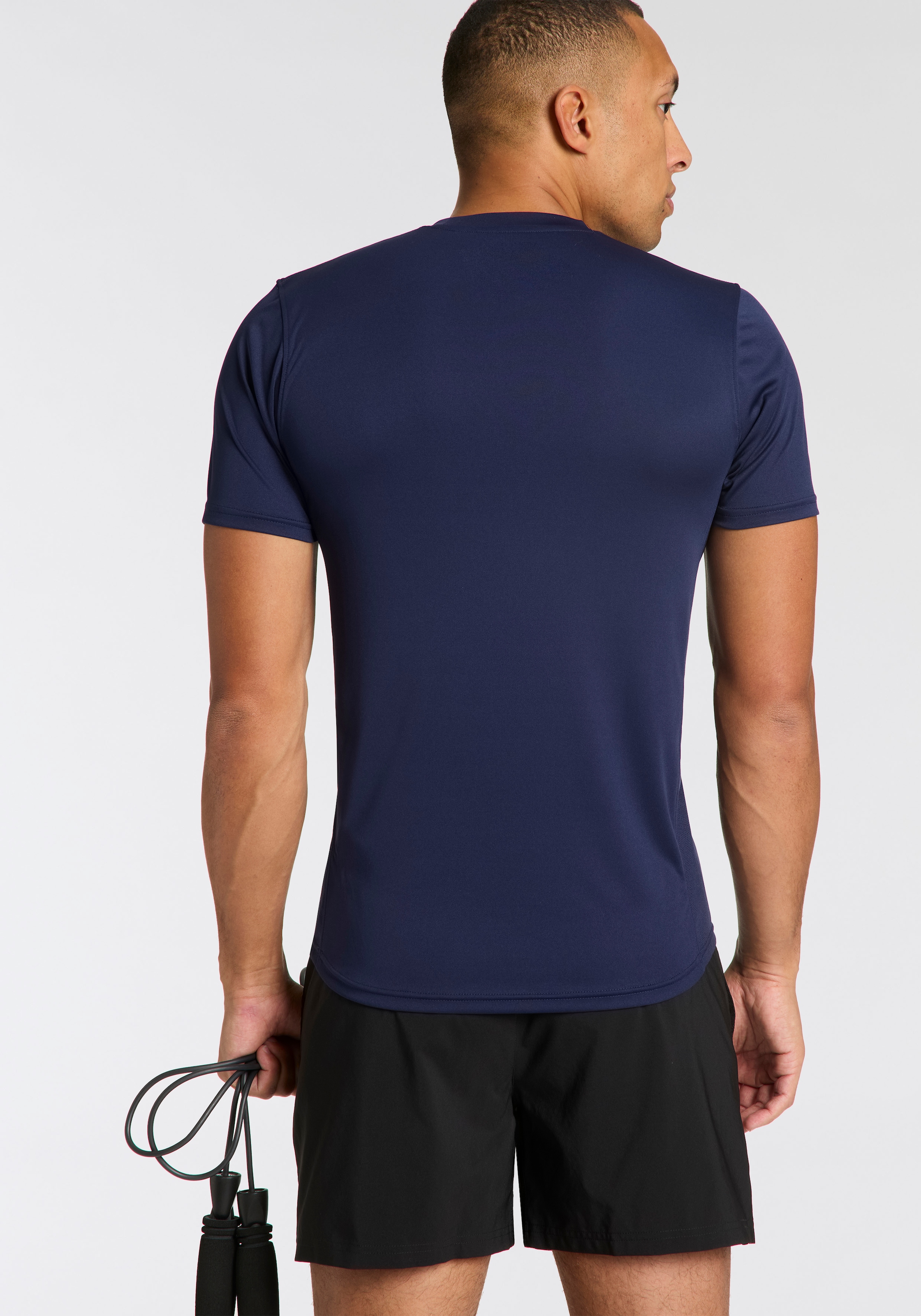 Under Armour® T-Shirt »UA M'S CH. TRAIN SS«, (1 tlg.)