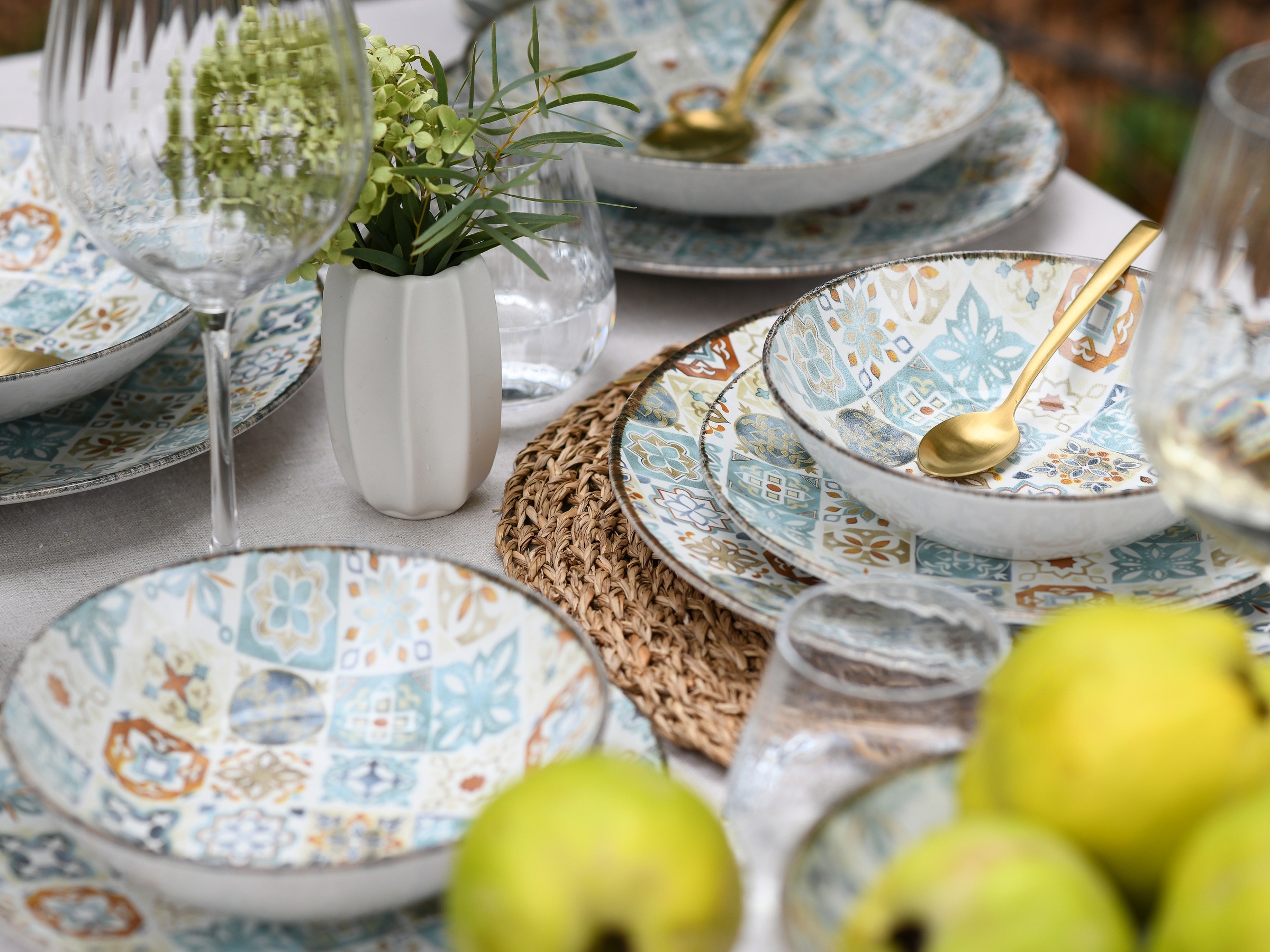 CreaTable Teller-Set »Mosaik, Tellerset 16-tlg.« Edles Tellerset, Vollflächig dekorierte Teller und Farben