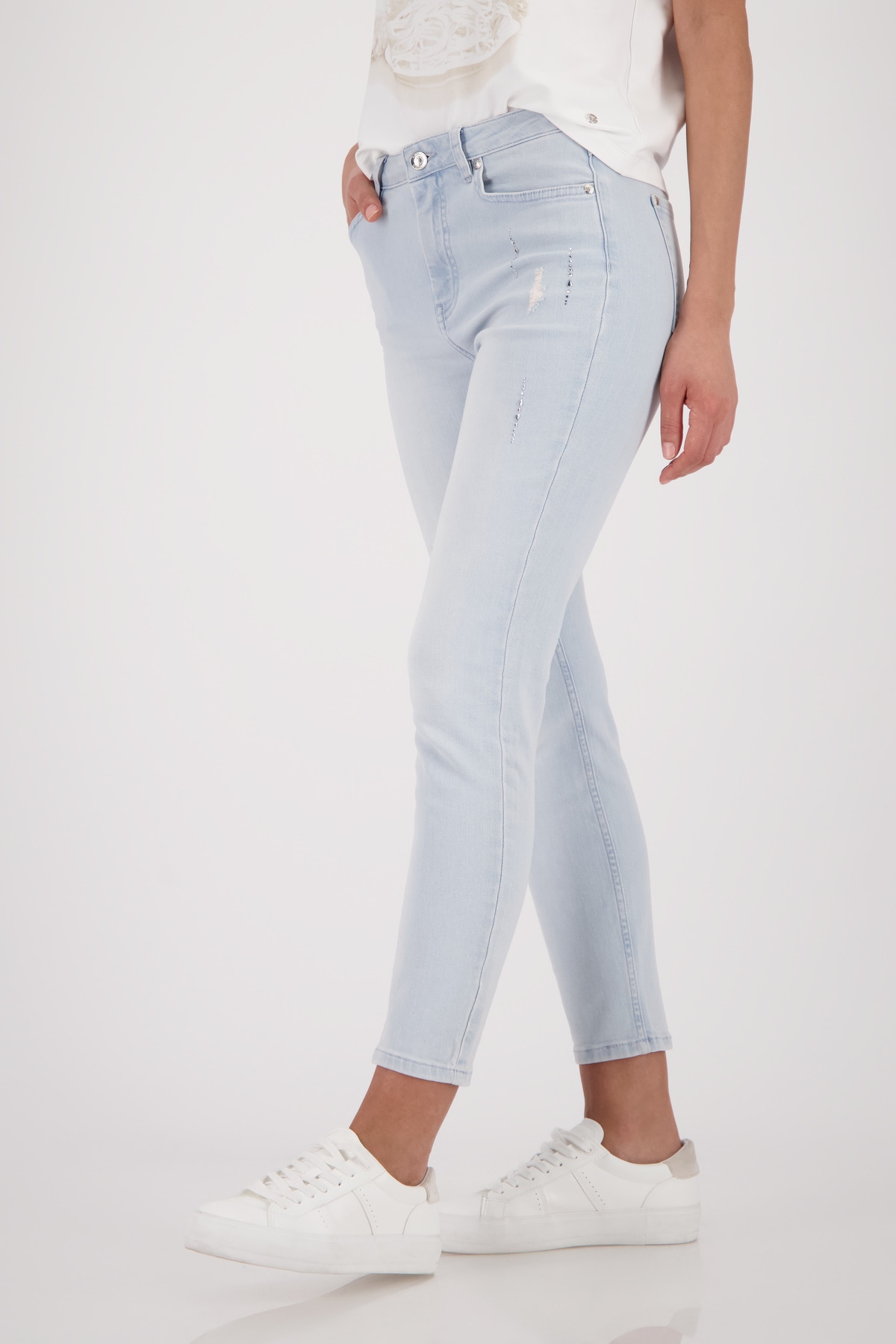 Monari 7/8-Jeans »Basic« mit strahlenden Strasssteinen, 5-Pocket-Form