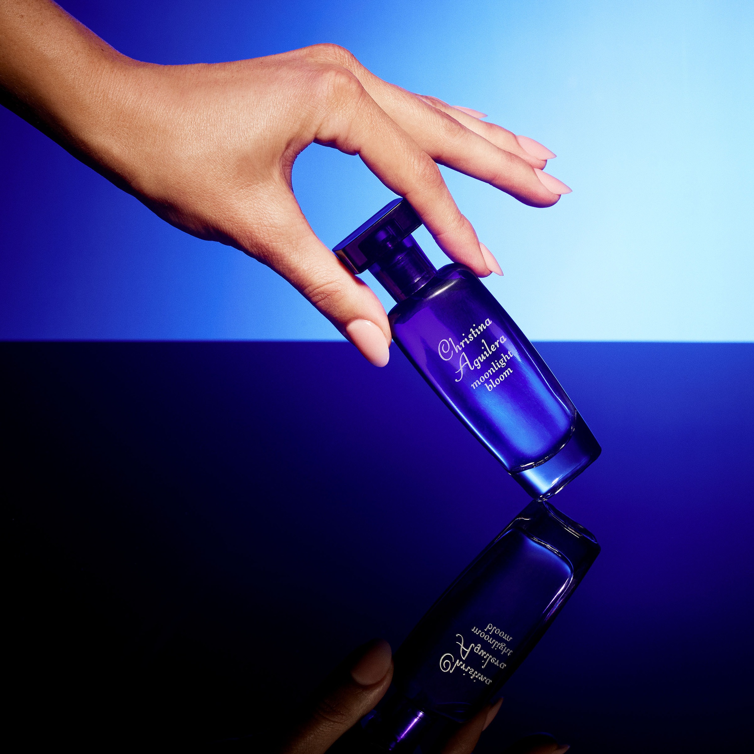 Christina Aguilera Eau de Parfum »MOONLIGHT BLOOM EDP« blumig-orientalische Duftnote