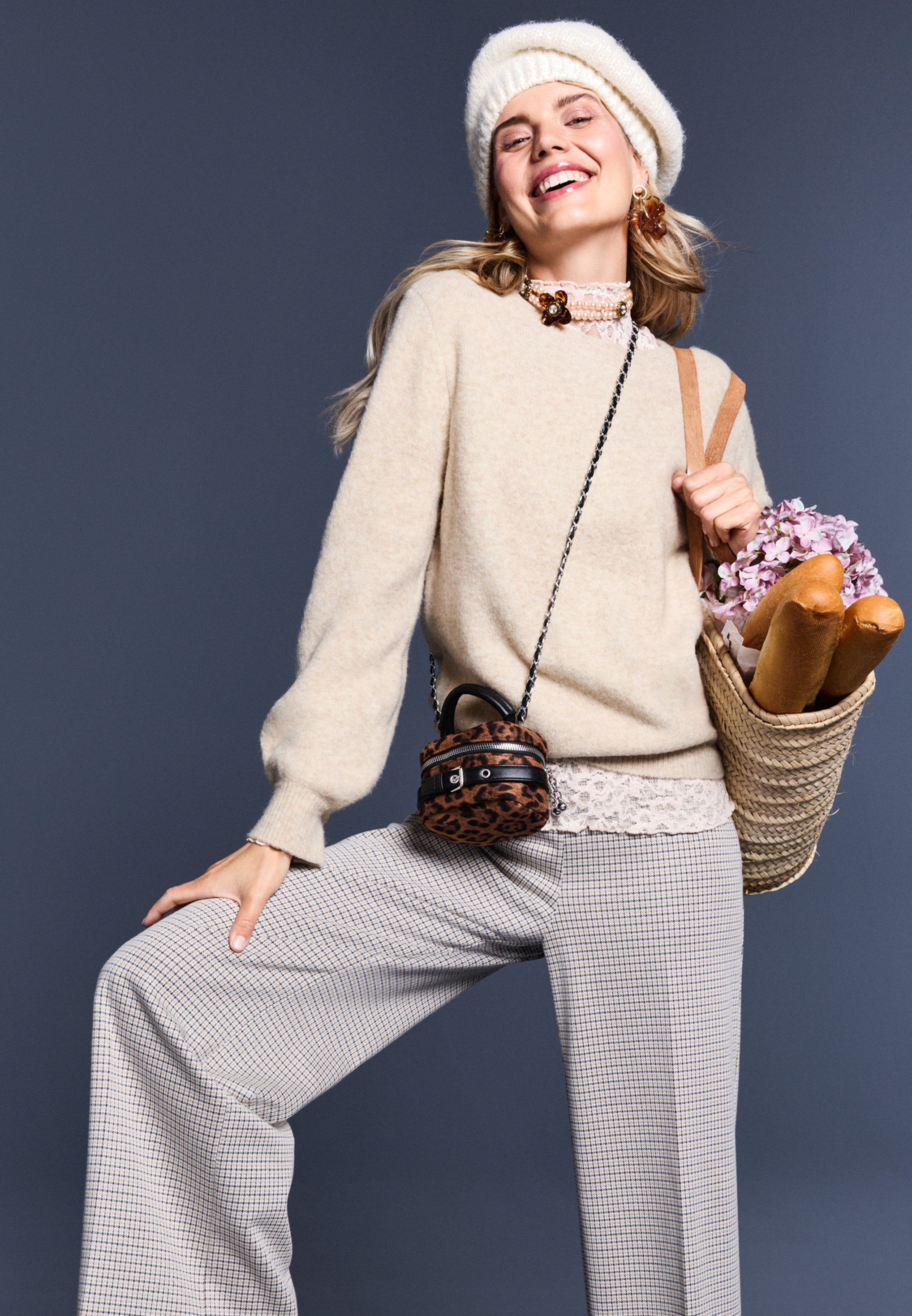 Cartoon Strickpullover »Damen mit Rundhalsausschnitt« 1 Stk.