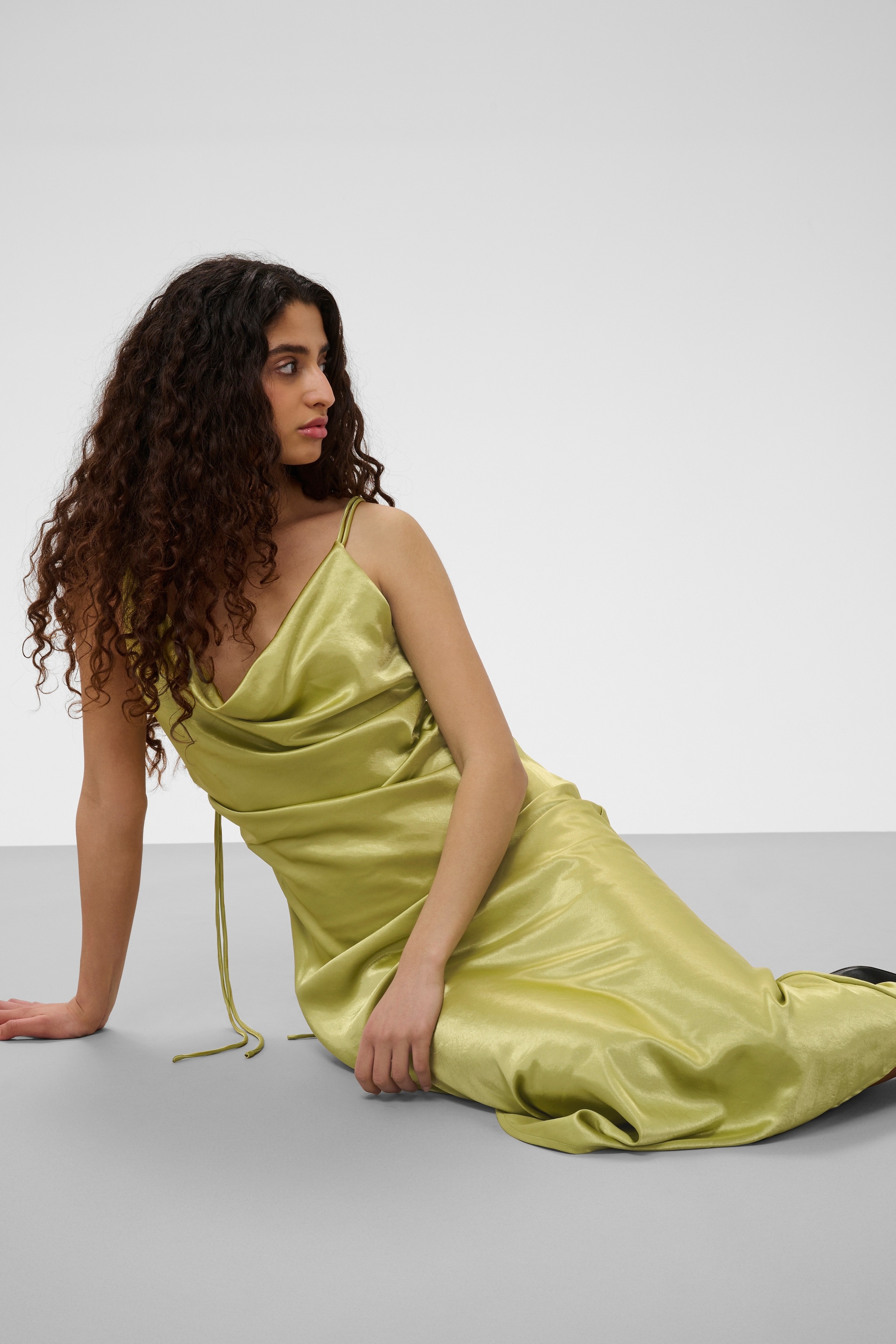 SOAKED IN LUXURY Midikleid »Damen Kleid SLKavalla«