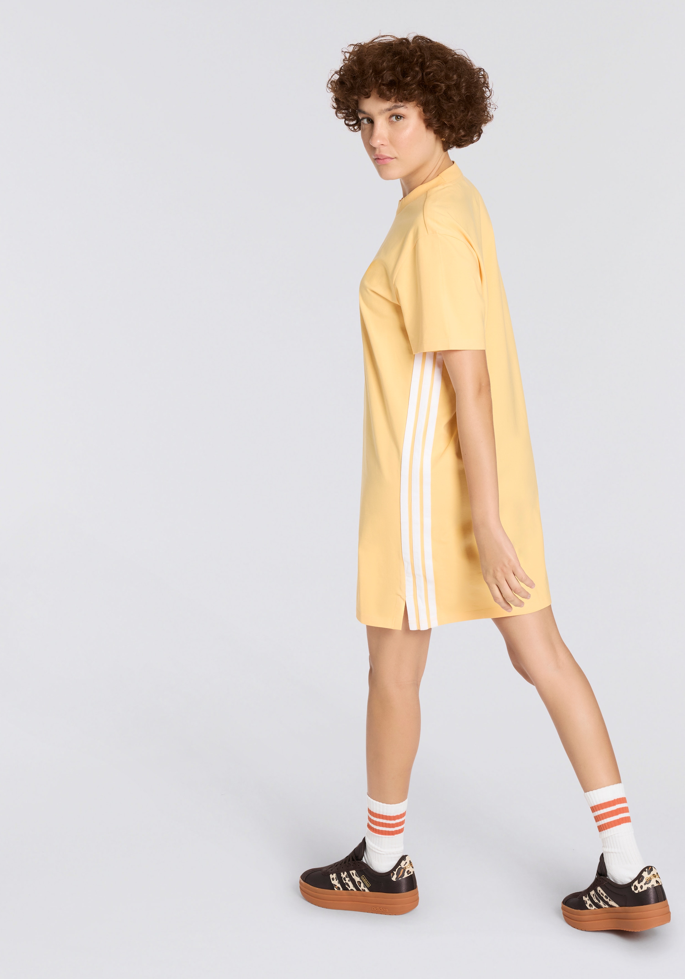 adidas Sportswear Shirtkleid "ESSENTIALS 3-STREIFEN" 1 tlg. günstig online kaufen