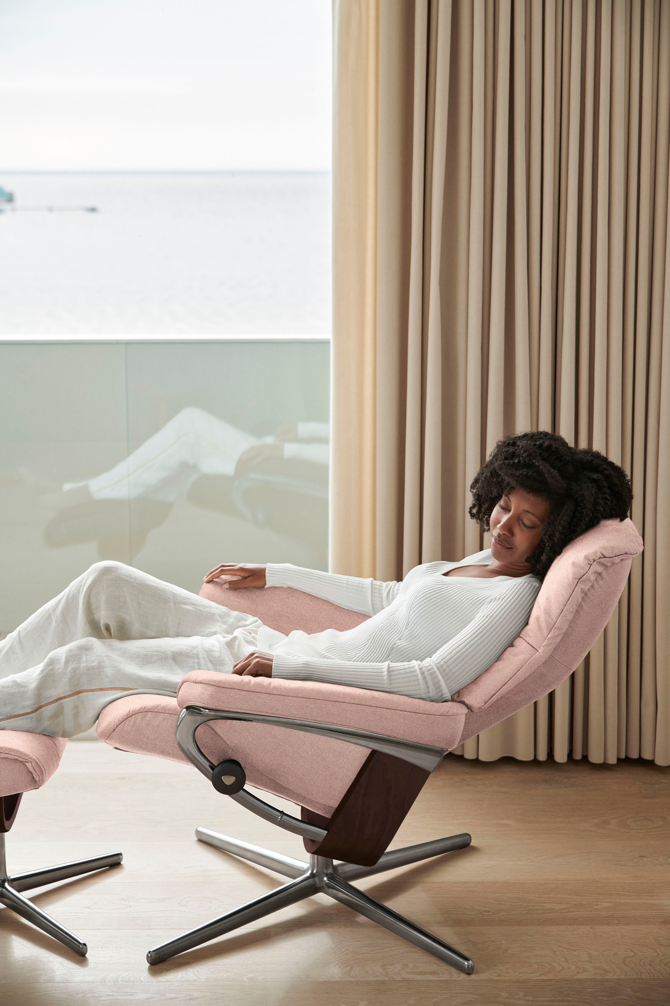 Stressless® Fußhocker »Mayfair«, mit Cross Base, Größe S, M & L, Holzakzent Braun