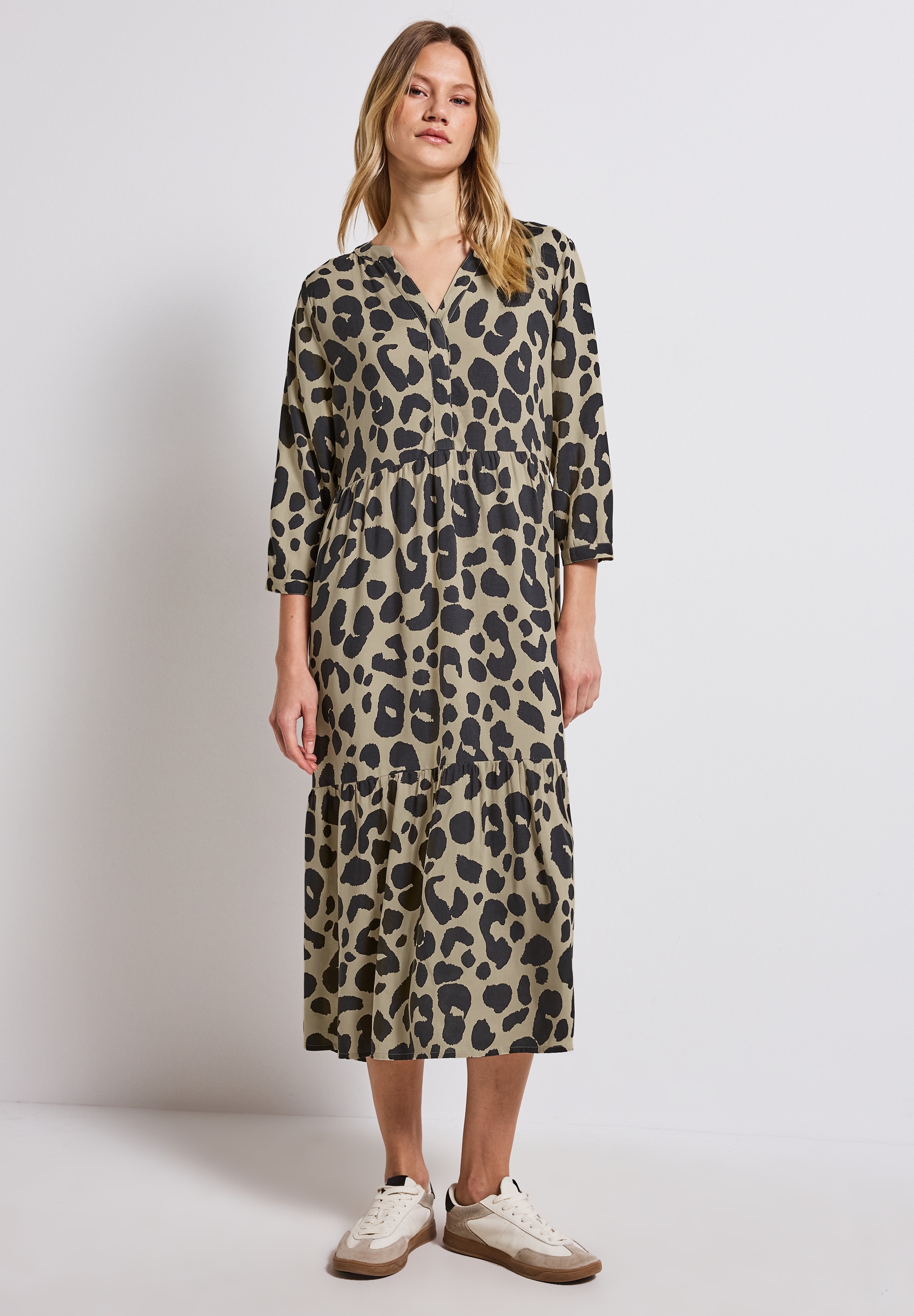 STREET ONE Volantkleid, Sommerkleid 3/4-Arm und mit Animal-Print günstig online kaufen
