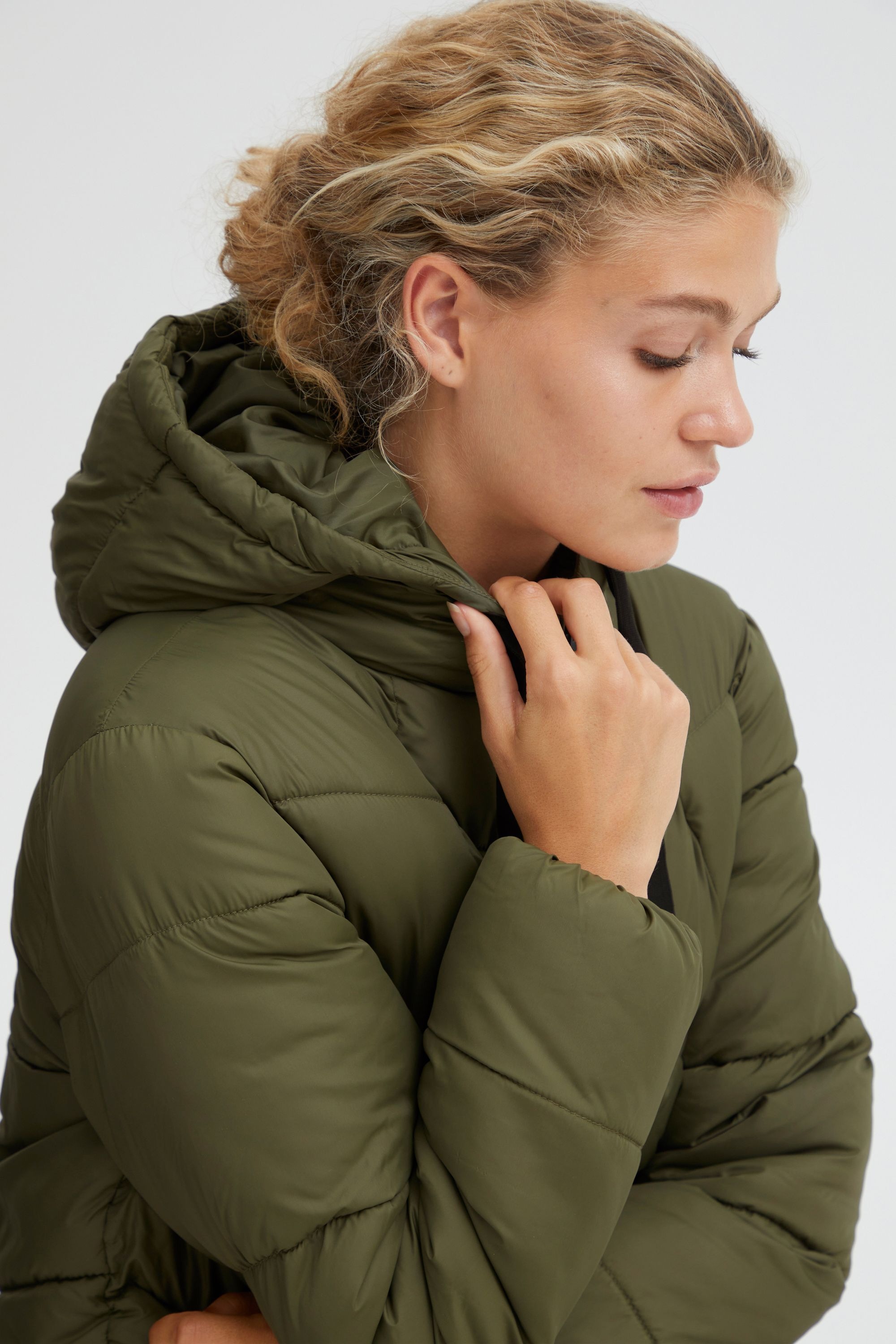 b.young Steppjacke »Steppjacke BYBomina«, mit Kapuze
