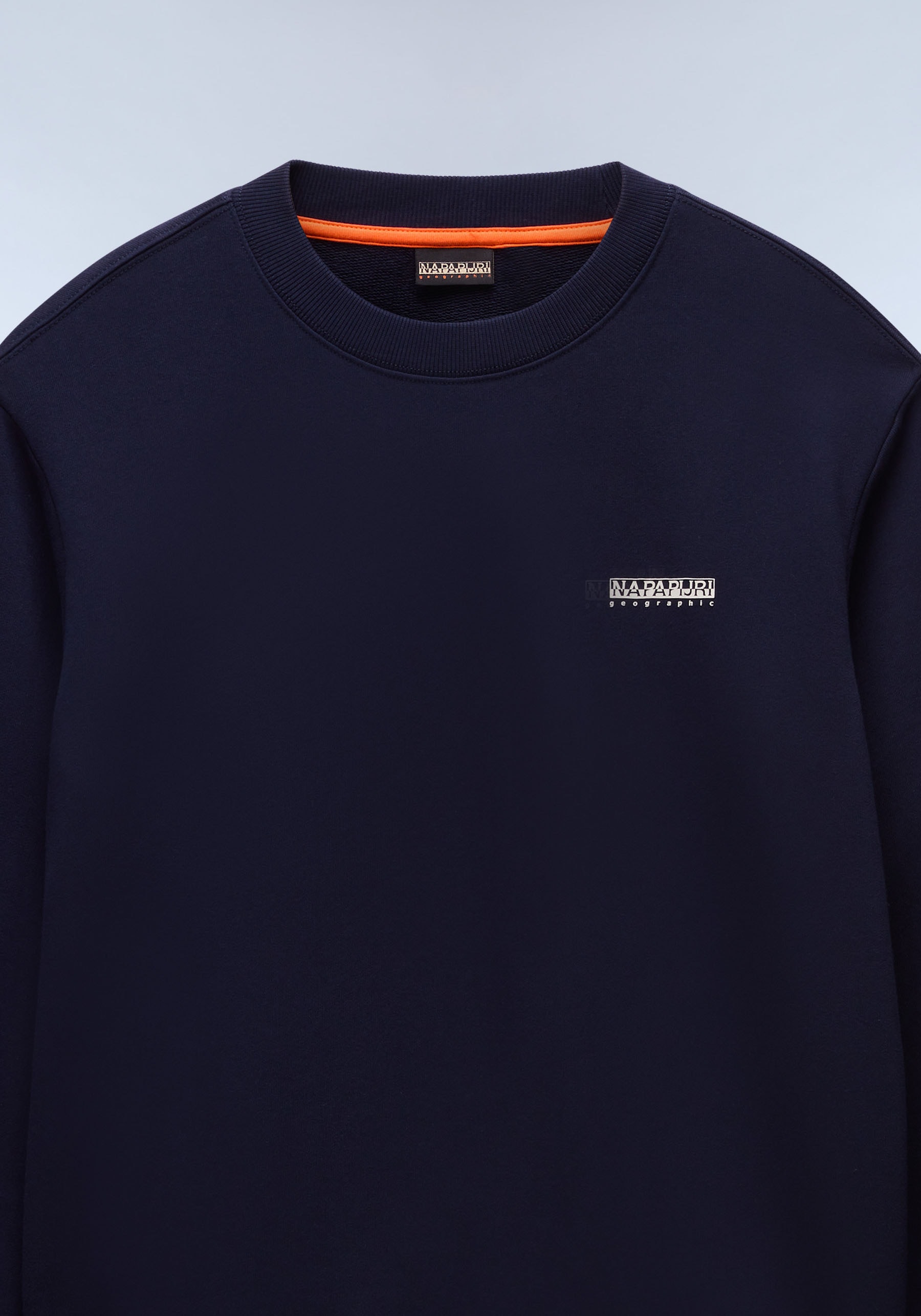 Napapijri Sweatshirt "B-SMALL BOX C BLACK BEAUTY", klassischer Sweatshirt-Schnitt, aus Baumwolle, bequeme Passform