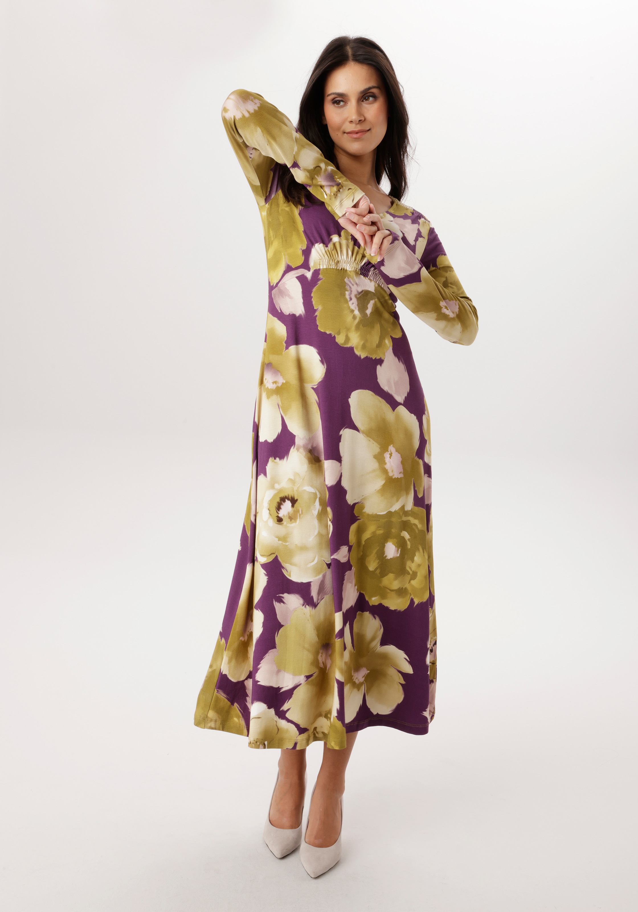 Aniston SELECTED Midikleid mit Smok-Details und fantasievollem Blütendruck günstig online kaufen